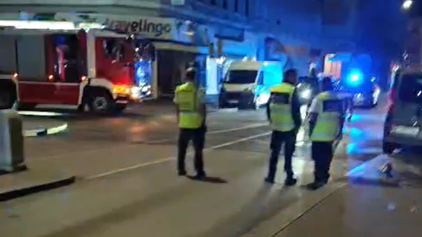 Heftiger Crash in Favoriten! 3 Autos komplett demoliert