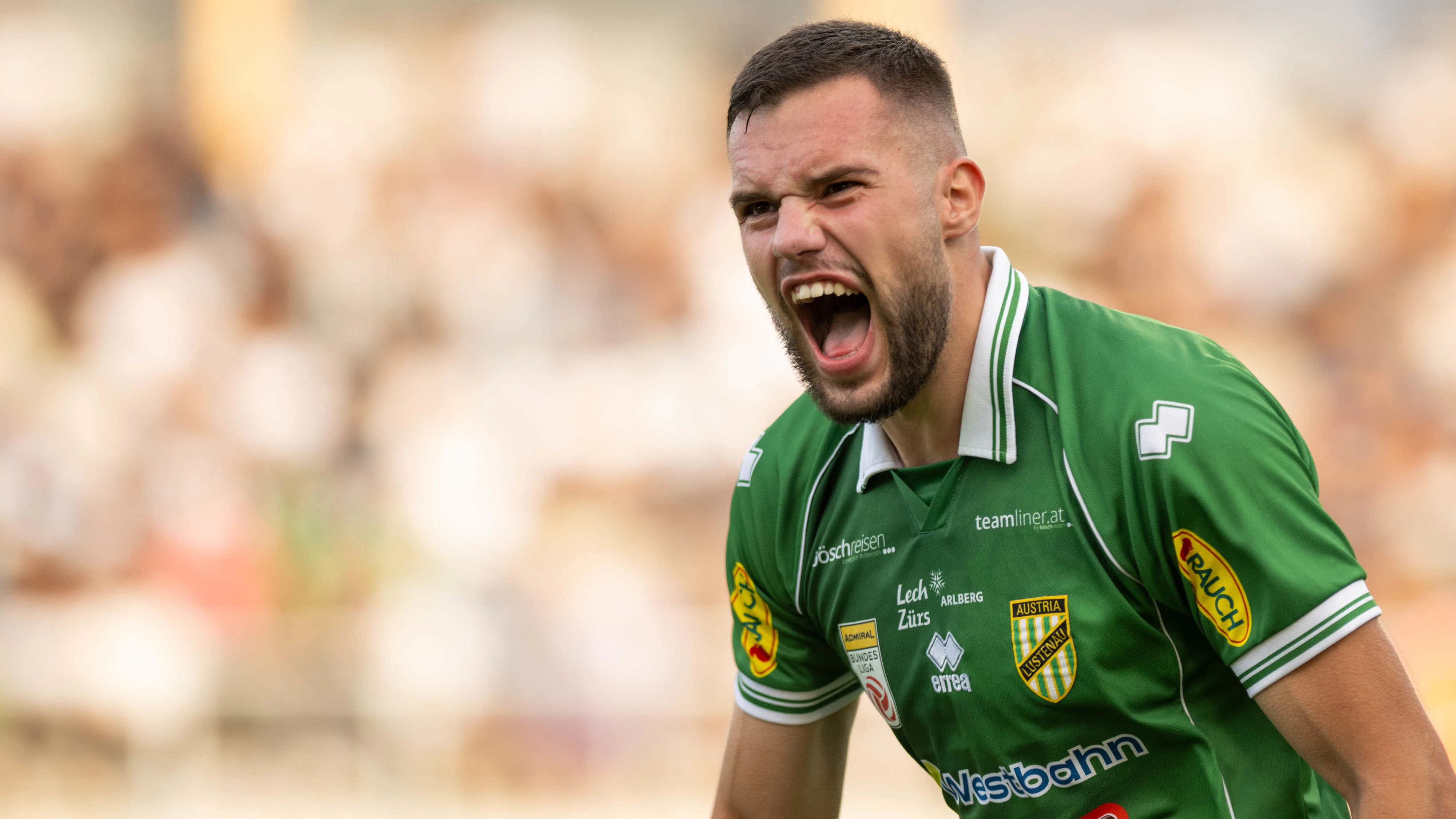 Heute.at - Aufsteiger Lustenau bejubelt Sieg im Ländle-Derby