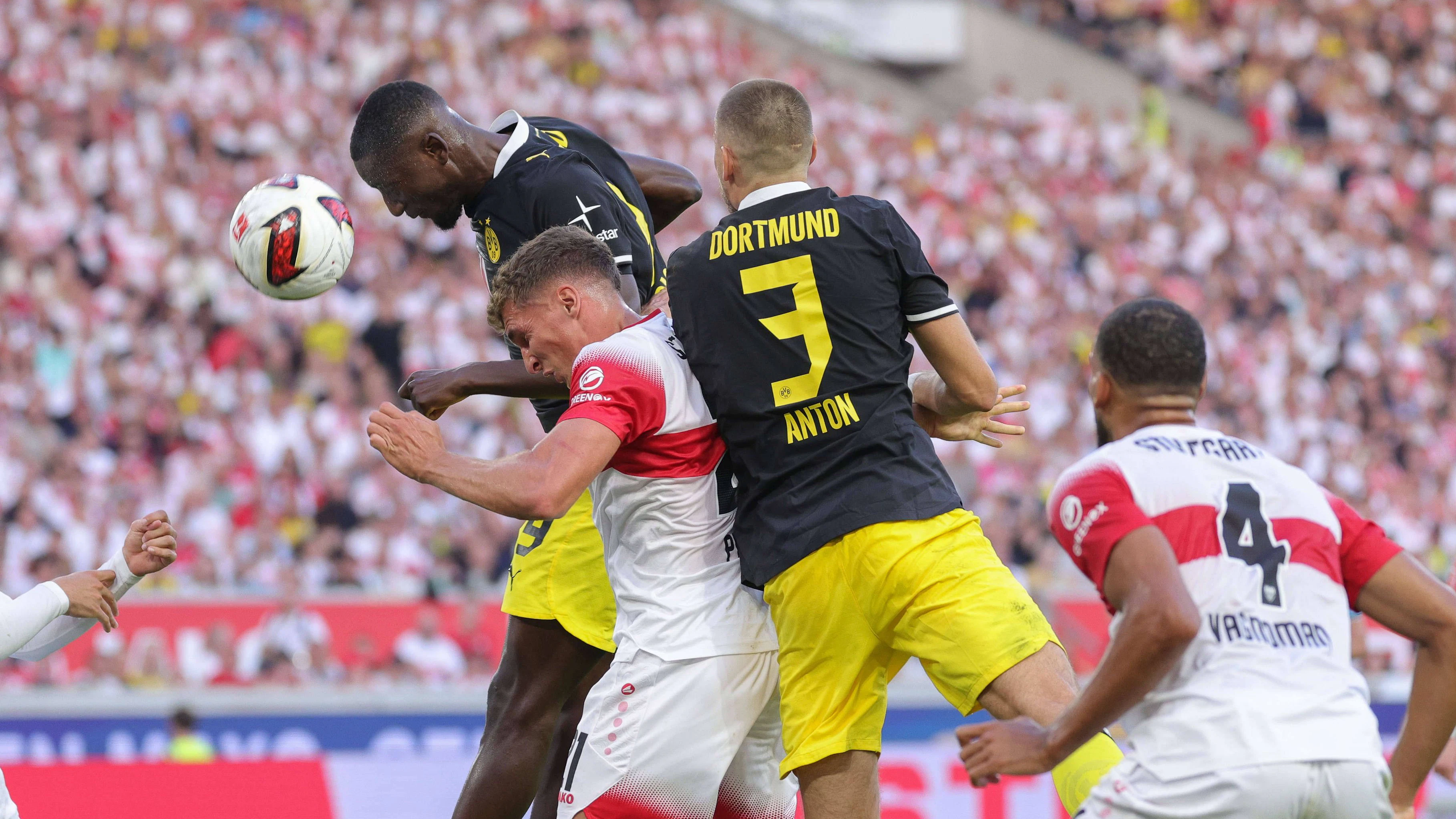 Heute.at - Borussia Dortmund schlägt Stuttgart mit 1:0