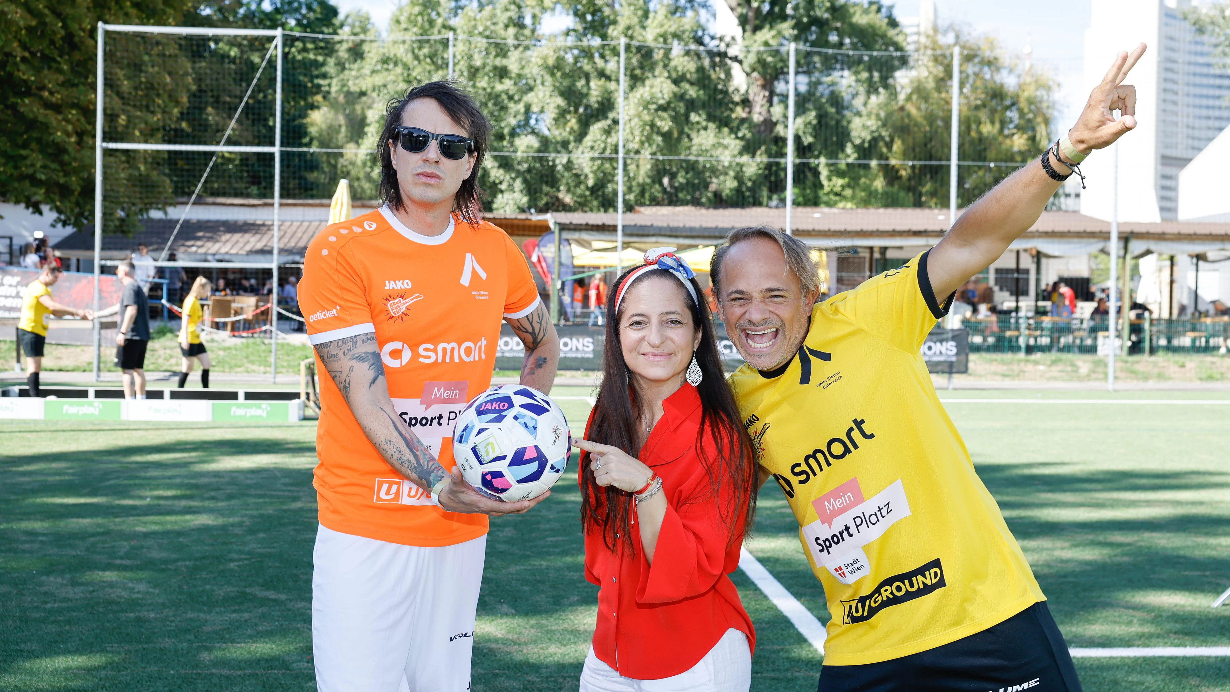 Marco Pogo, Caroline Athanasiadis und Leo Aberer