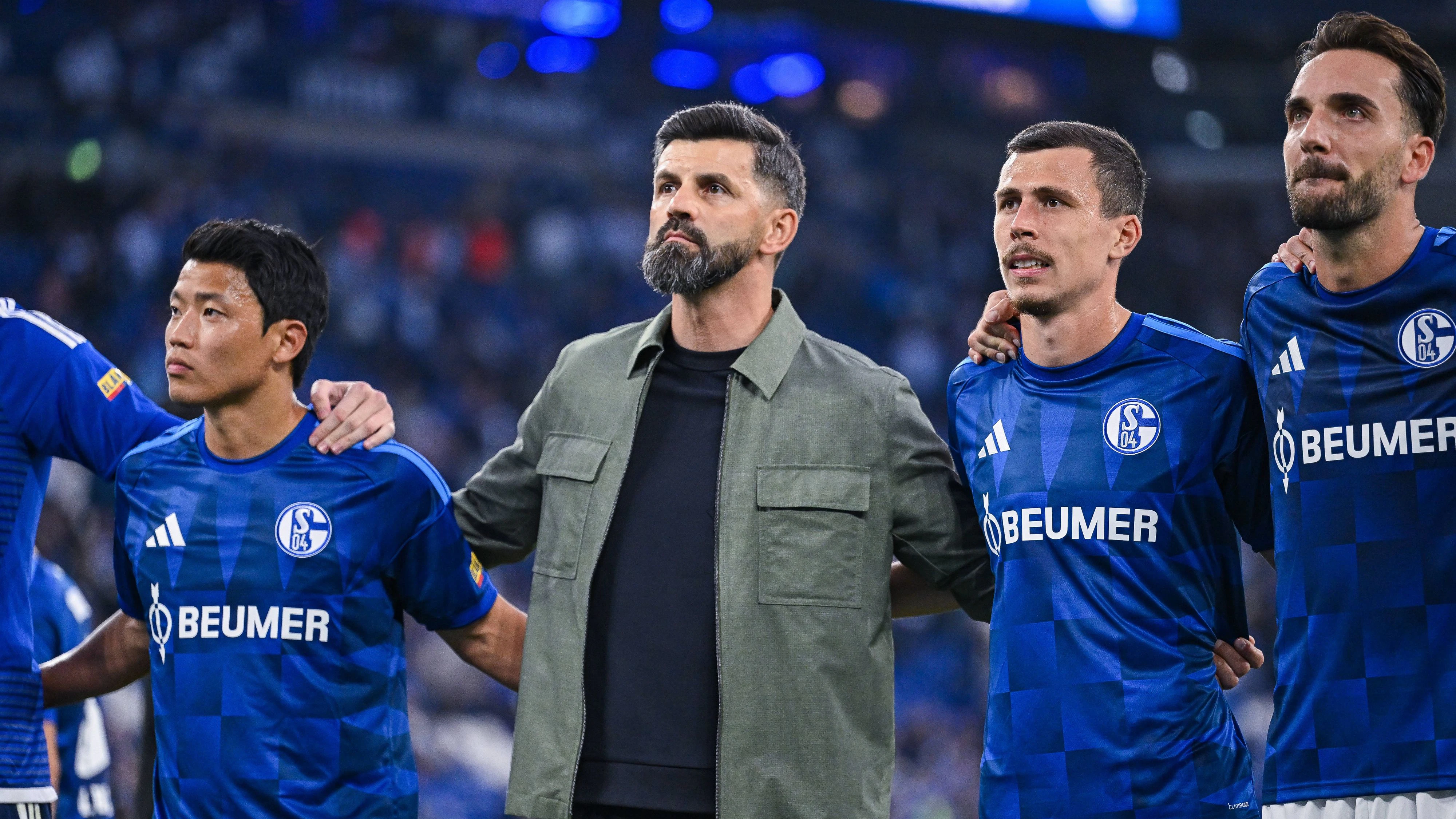 Miron Muslic und Schalke halten aktuell bei fünf Punkten. 