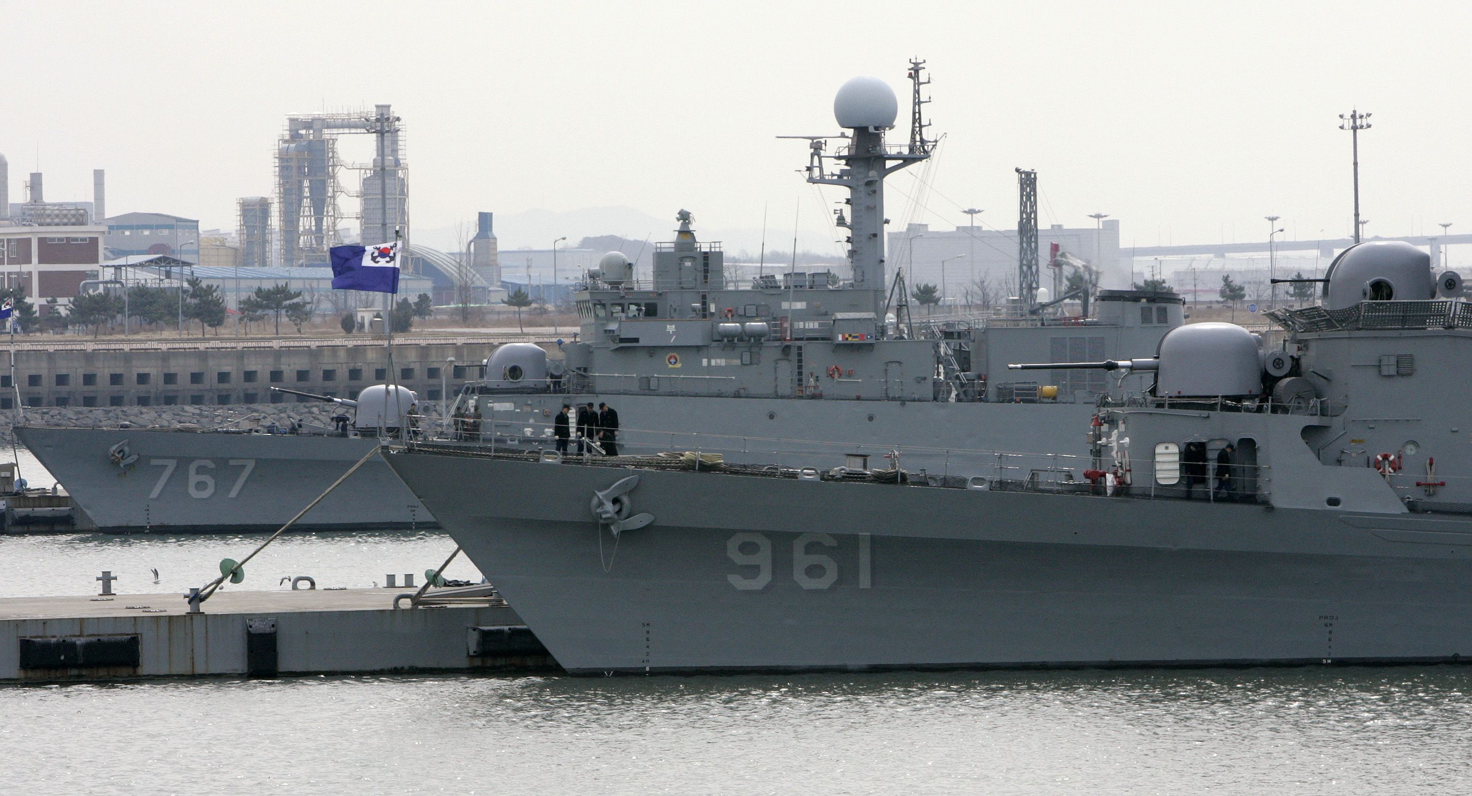 Der südkoreanischen Marine gehen die Soldaten aus. Daher setzt man erstmals auf humanoide Roboter.