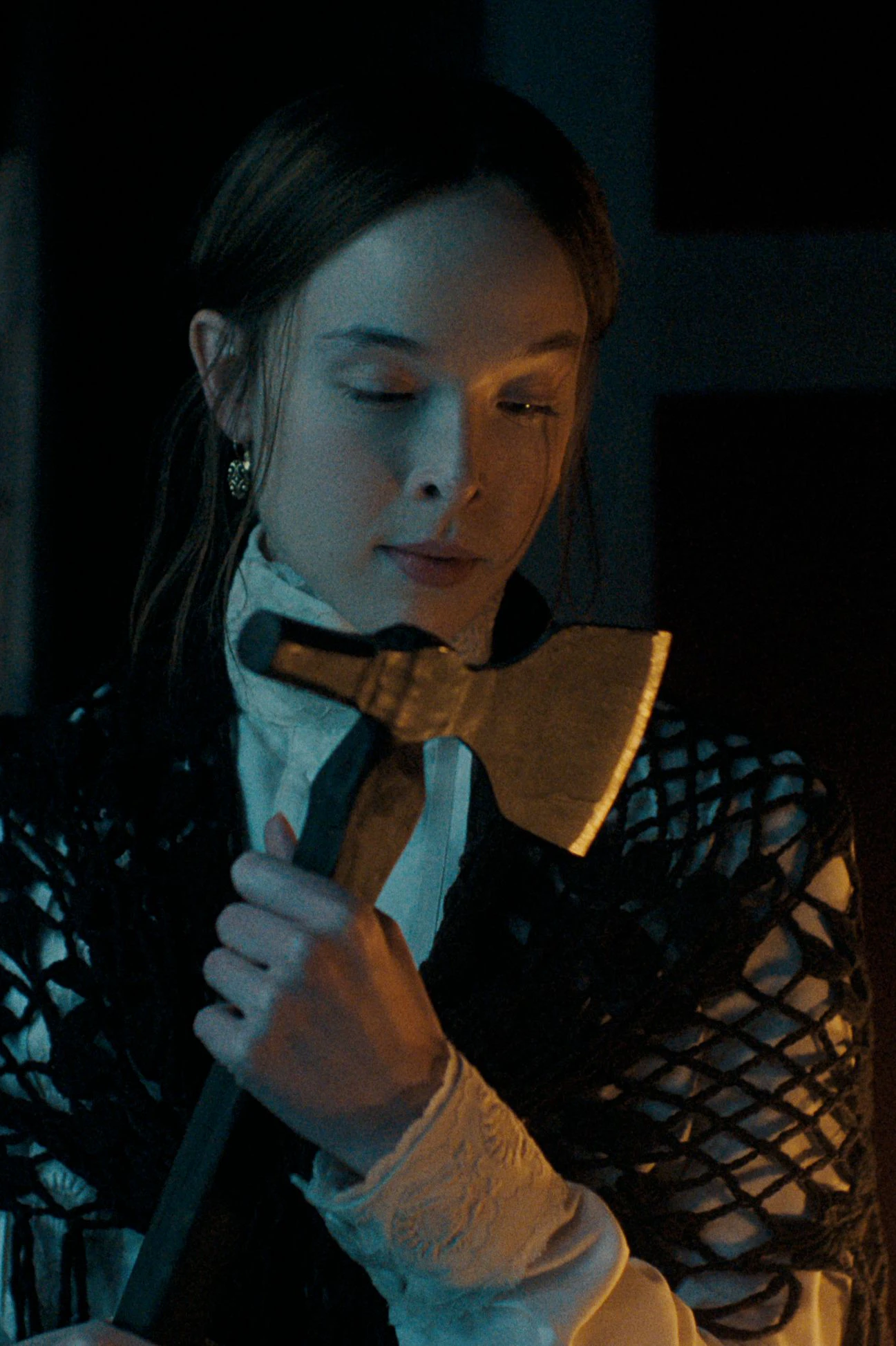Jetzt weiß sie, was sie mit Vater und Stiefmutter machen wird: Ella Beatty als Lizzie Borden in "Monster: Die Geschichte von Lizzie Borden", ab sofort auf Netflix
