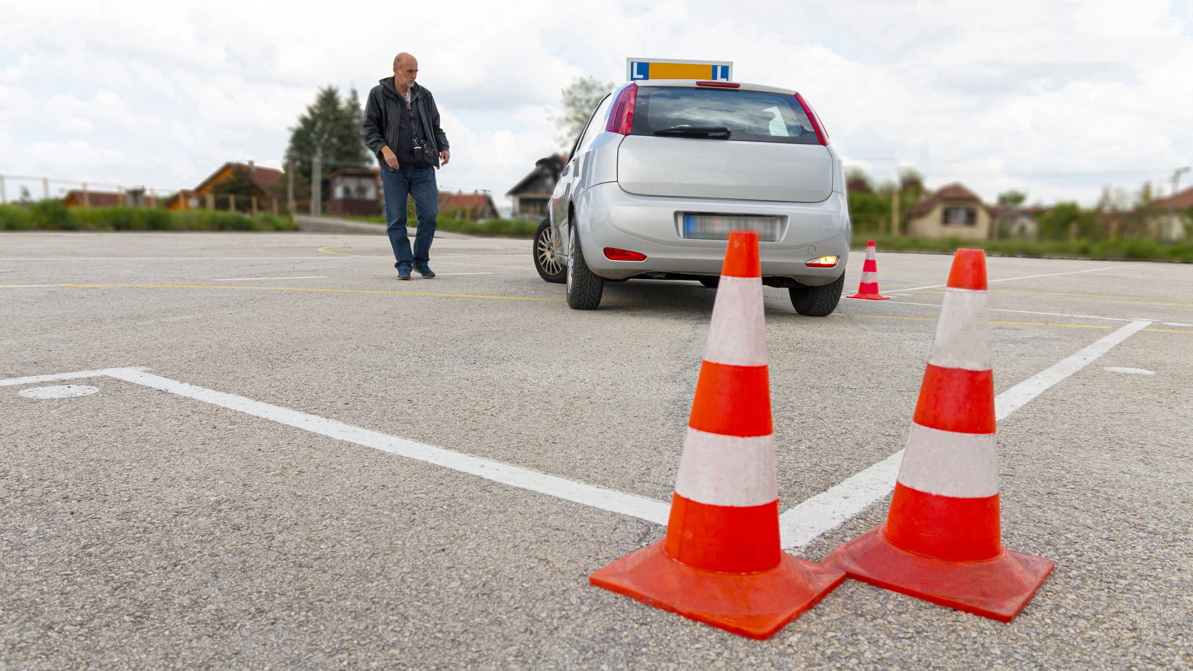 AK schritt ein: Wiener bekam Geld von Fahrschule zurück (Symbolbild). 