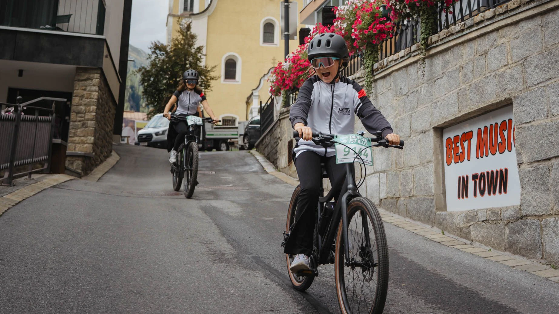 Heute.at - Mit diesem E-Bike machen jetzt auch 6-Jährige woom
