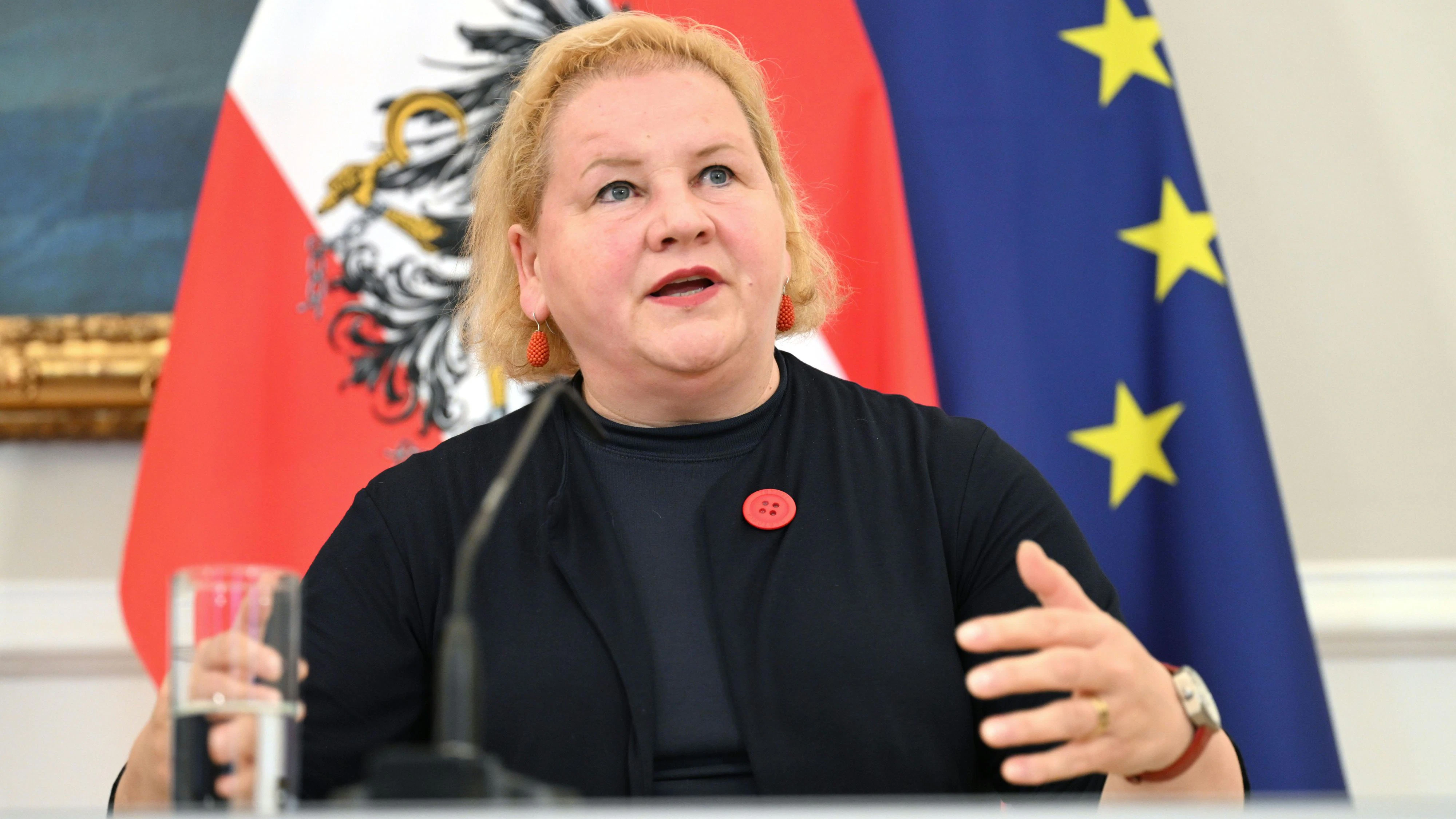 Heute.at - Caritas zerlegt Schumanns neuen Sozialhilfe-Plan