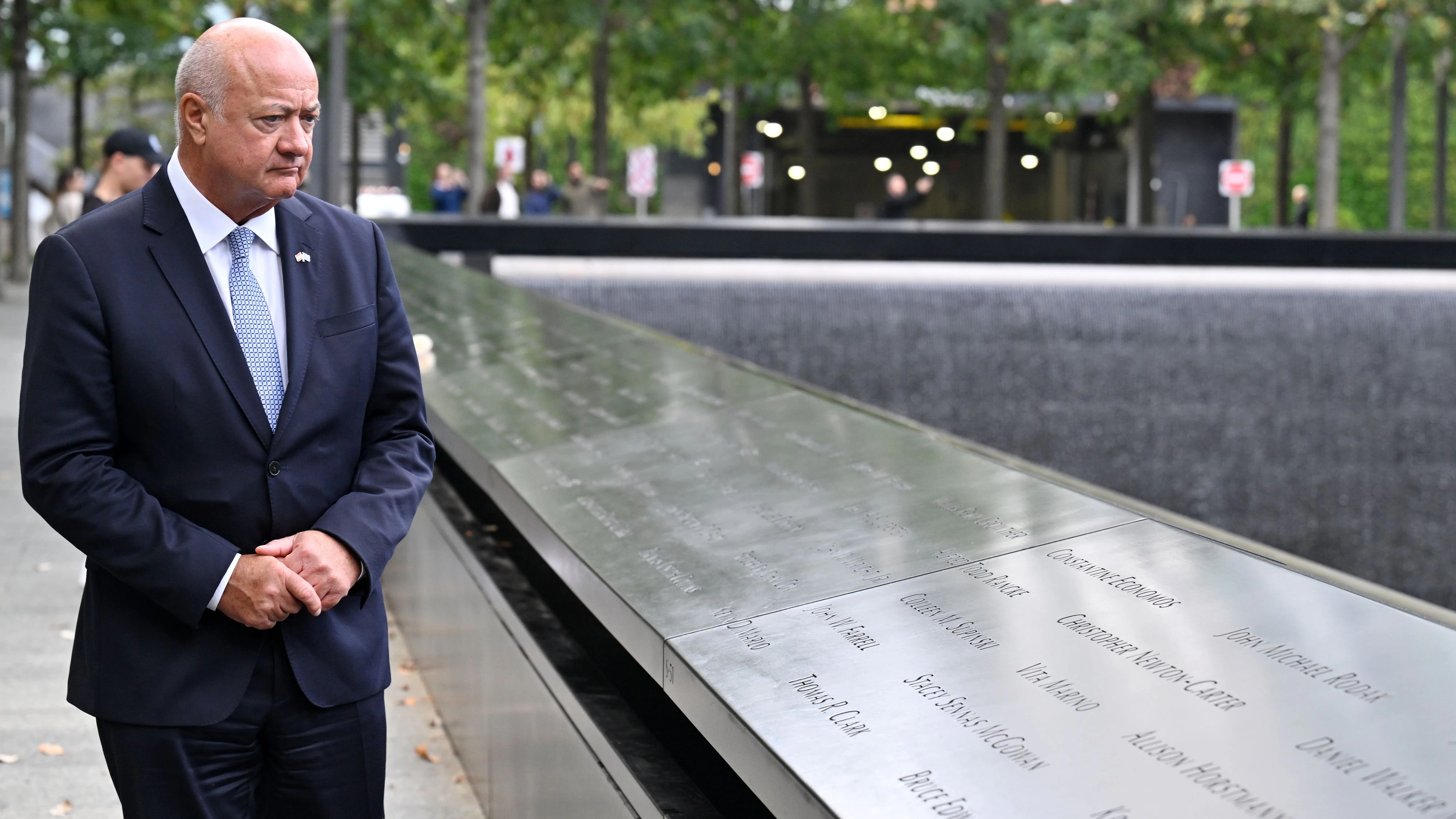 Heute.at - Mahnung an Österreich – Stocker gedenkt 9/11-Opfern