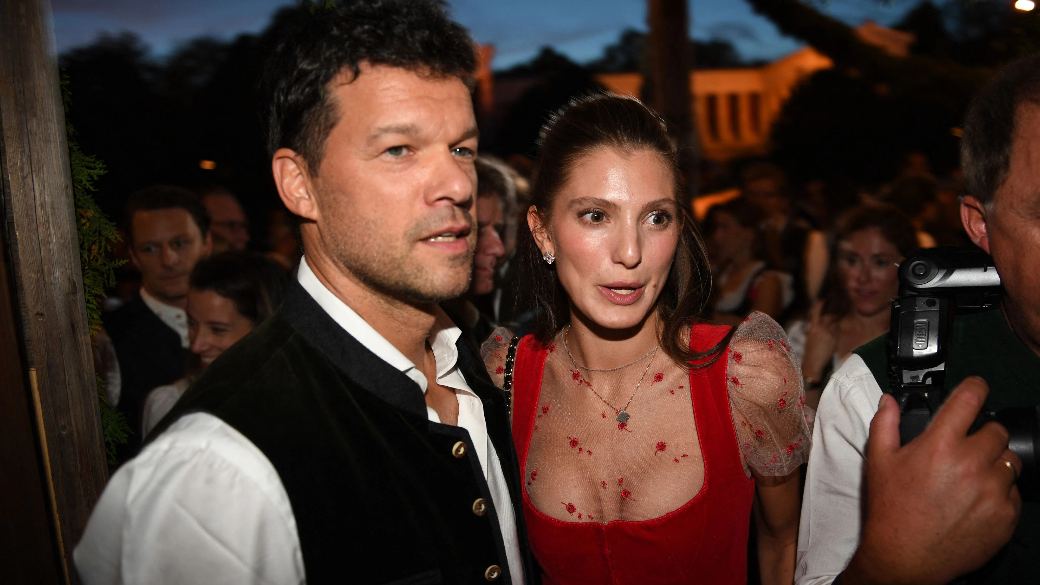Heute.at - Heimlich verlobt! Ballack will nochmal heiraten
