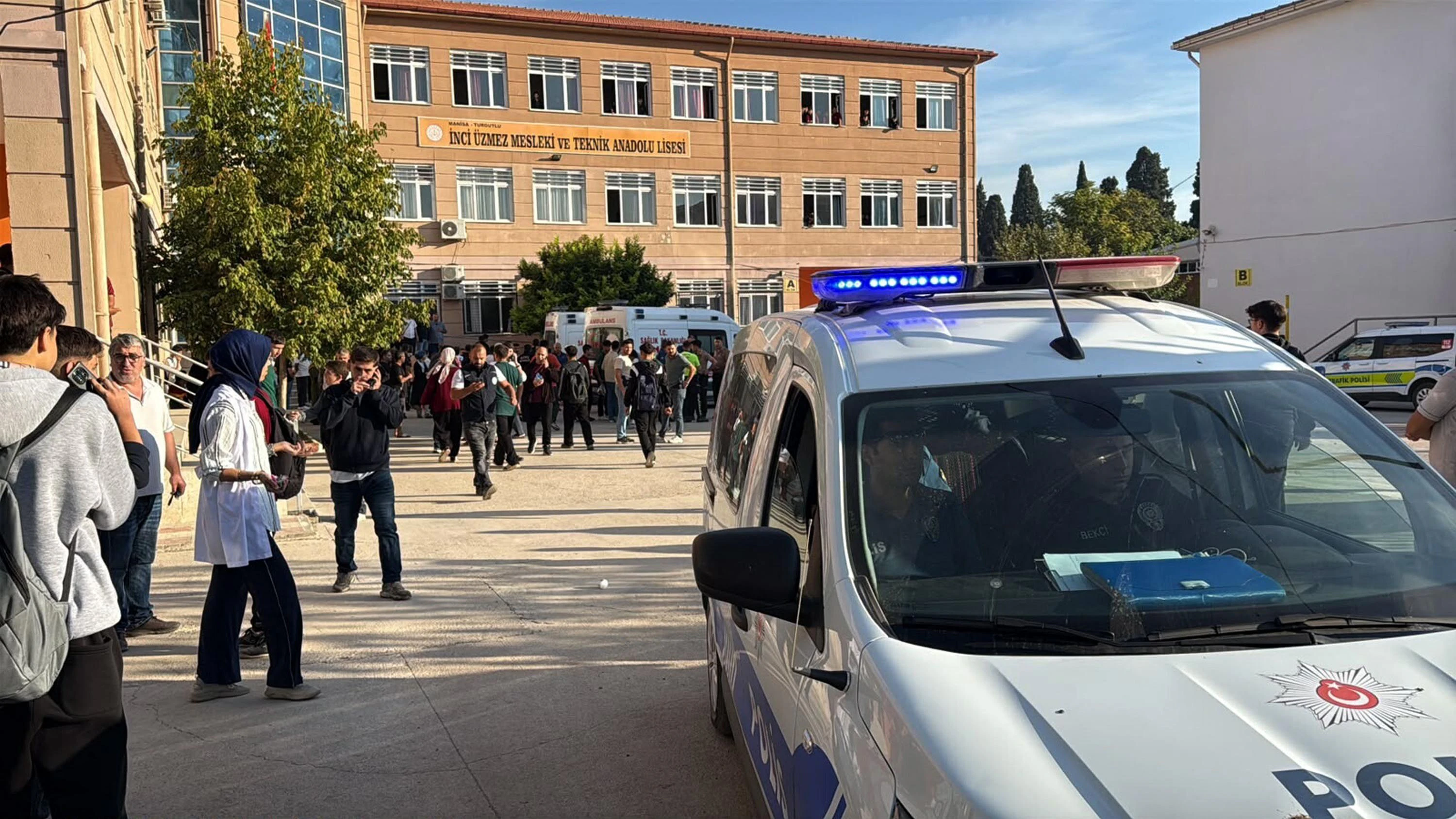 Ein Bewaffneter hat mindestens acht Menschen verletzt. 