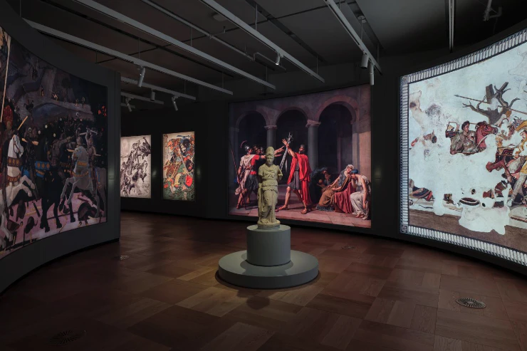 Die meisten der ausgestellten Kunstwerke müssen ohne weiterführende Erläuterungen auskommen