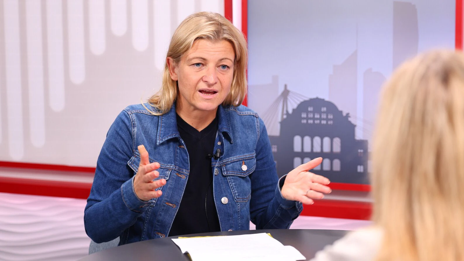 Barbara Teiber, Vorsitzende der Gewerkschaft der Privatangestellten (GPA), ist sauer, dass die Arbeitgeberseite in Sachen Insolvenzfonds mauert.