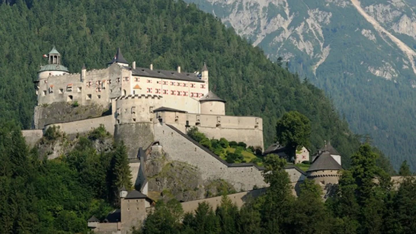 Heute.at - Neuer Job gefällig? In Salzburg wird Burgherr gesucht