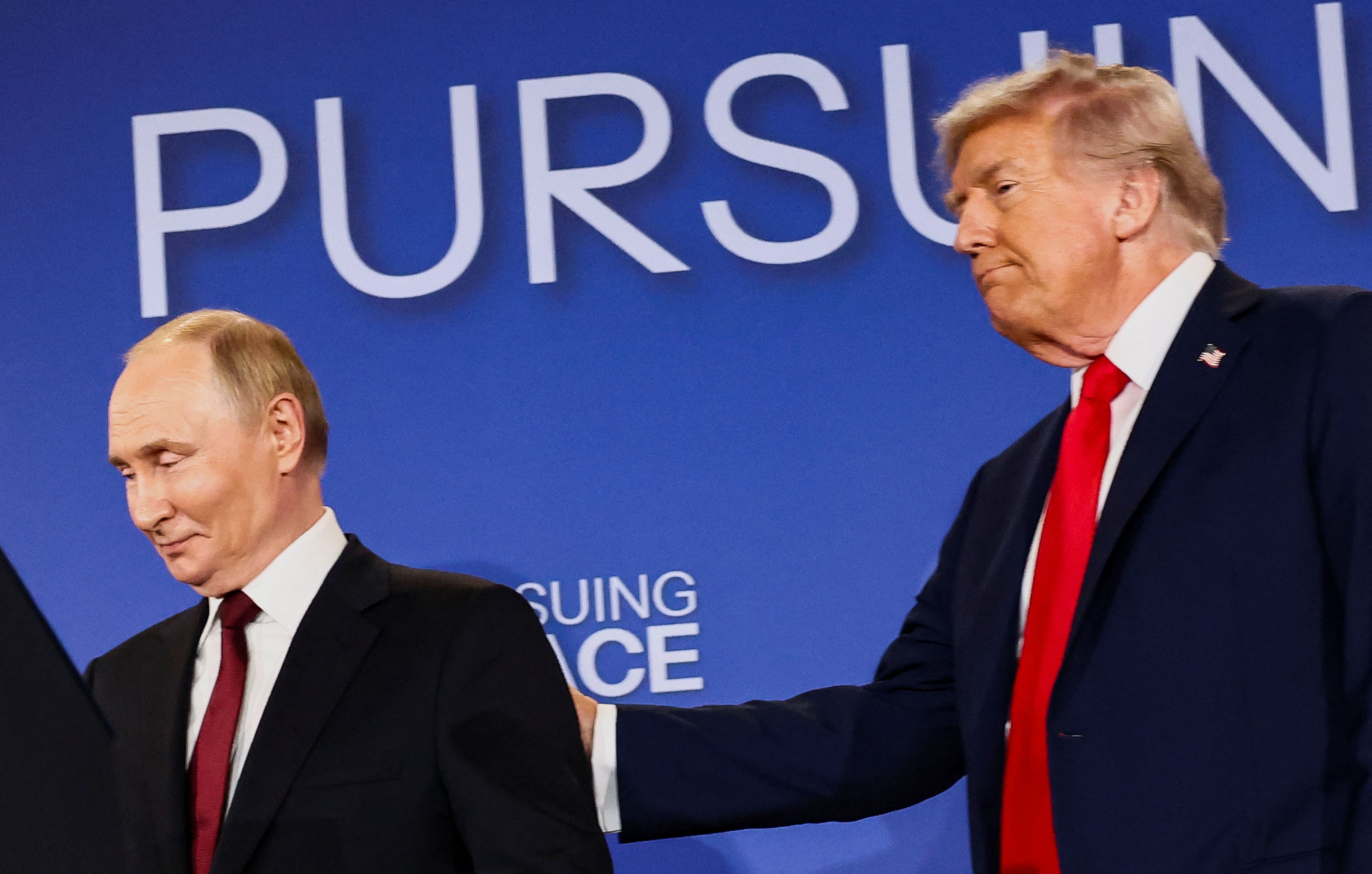 Eine echte Bromance: US-Präsident <strong>Donald Trump</strong> (re.) und Kreml-Chef <strong>Wladimir Putin</strong>.