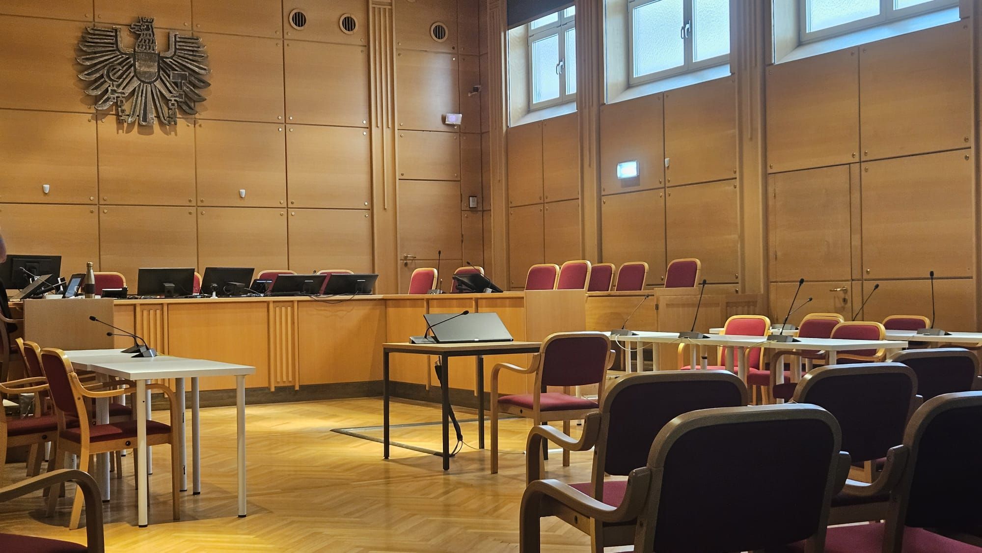 Heute.at - Kurzer Prozess – SOKO Linz mit überraschendem Gast