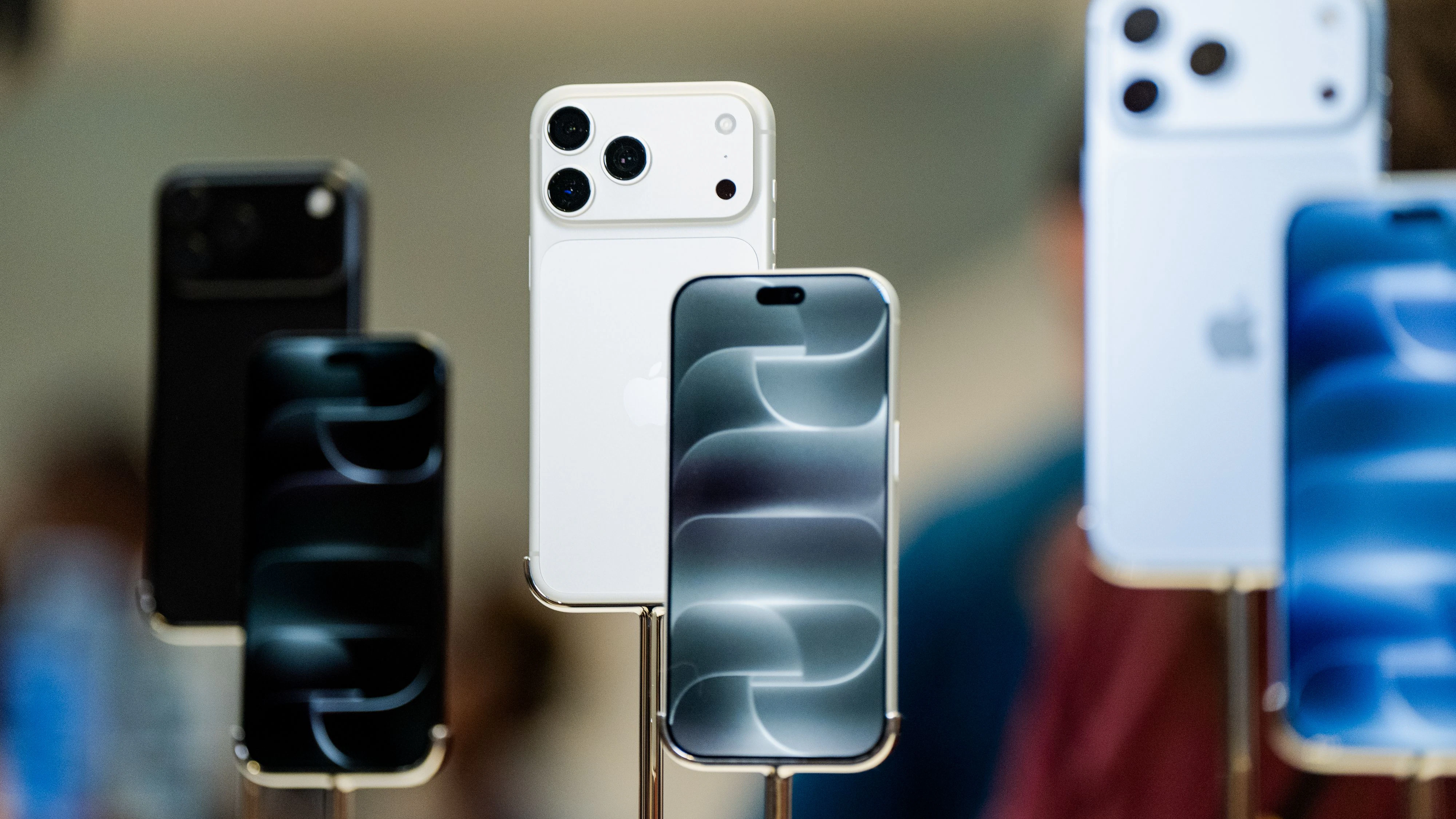 Newly-launched Apple iPhone 18 Pros stand on display at the Apple store on Fifth Avenue, Friday, Sept. 18, 2026, in New York. (AP Photo/Angelina Katsanis)f