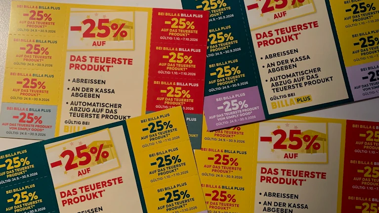 Nach nur einem Jahr ändert die Supermarktkette Billa schon wieder ihr Rabatt-System. Die beliebten Rabattpickerln sind seit diesem Donnerstag Geschichte, dafür gibt es jetzt Rabatt-Bons. Was dadurch für die Kunden besser werden soll – der große Rabatt-Überblick.