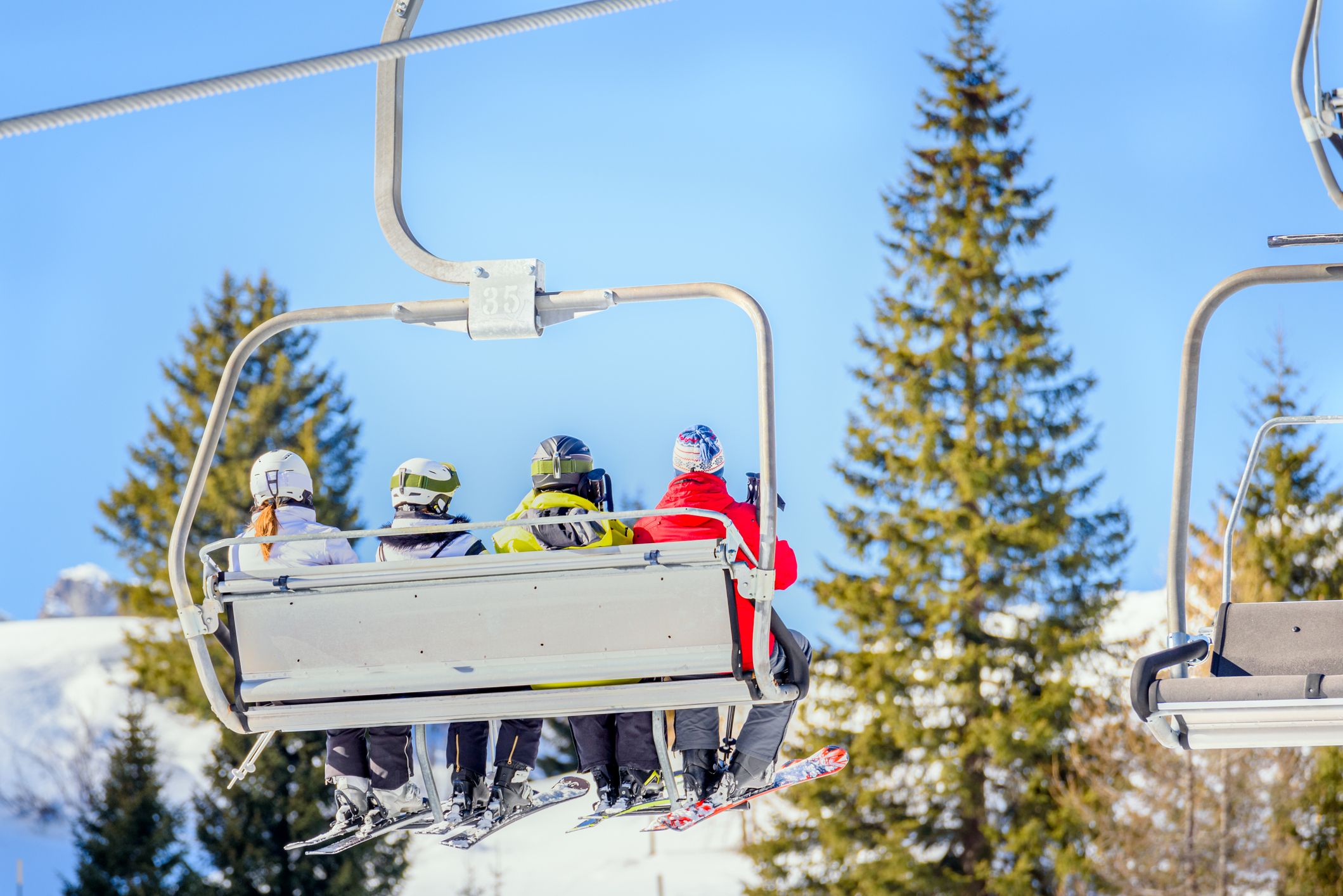 Skifahren wird in Österreich auch in der Saison 2026/27 wieder teurer.