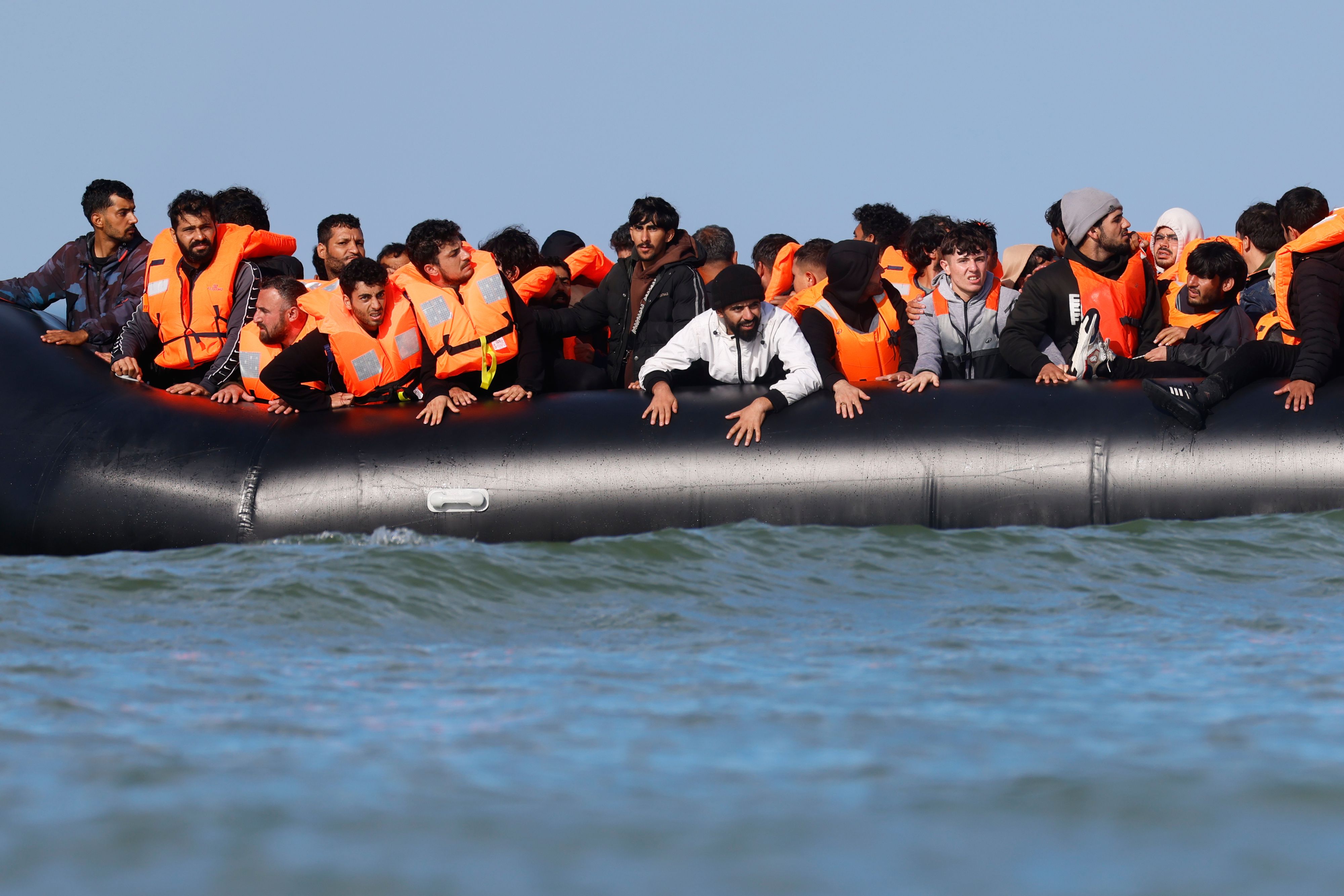 Jährlich gelangen Tausende Migranten über den Ärmelkanal nach Großbritannien.