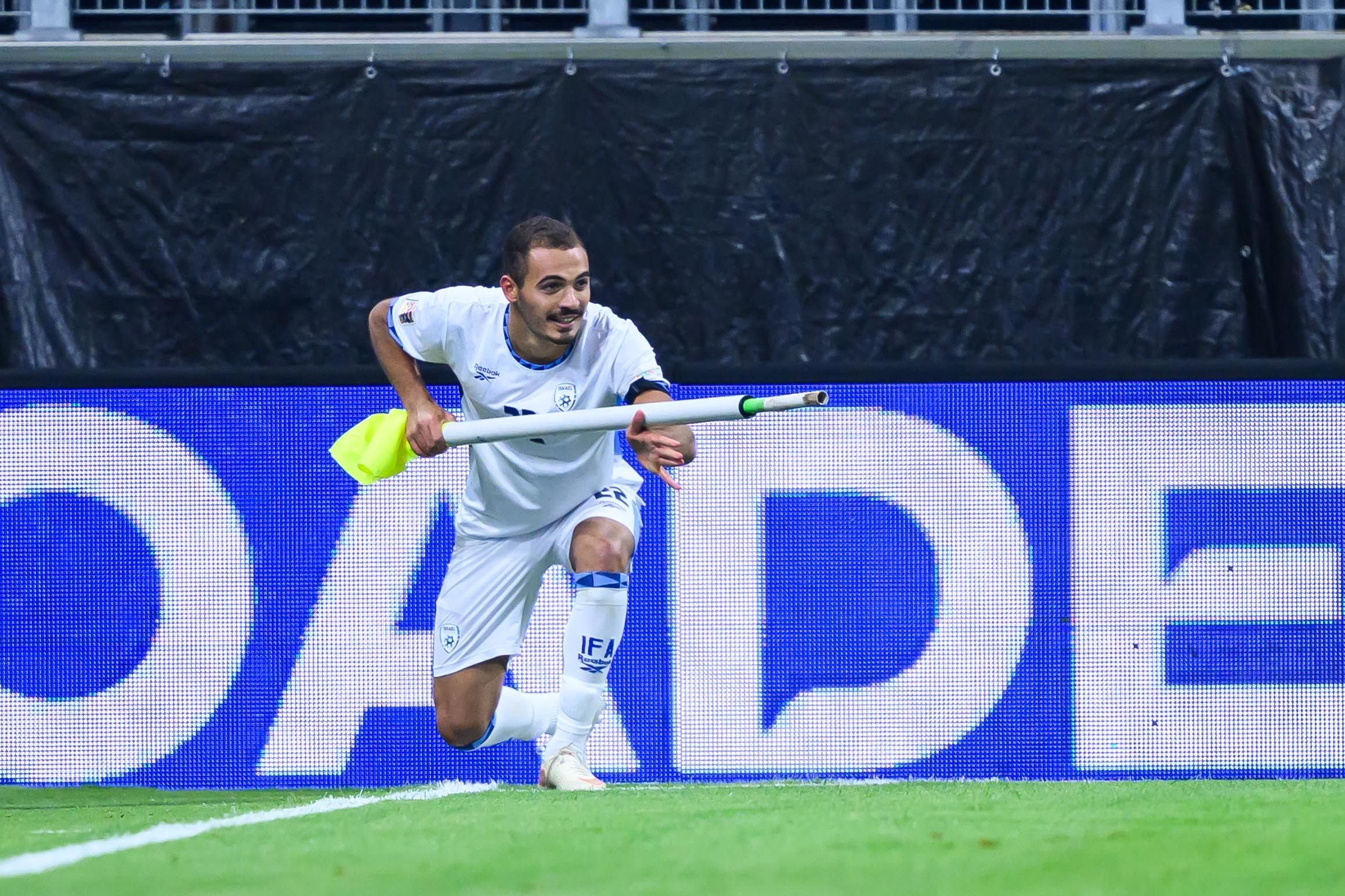 Saied Abu Farchi jubelte.
