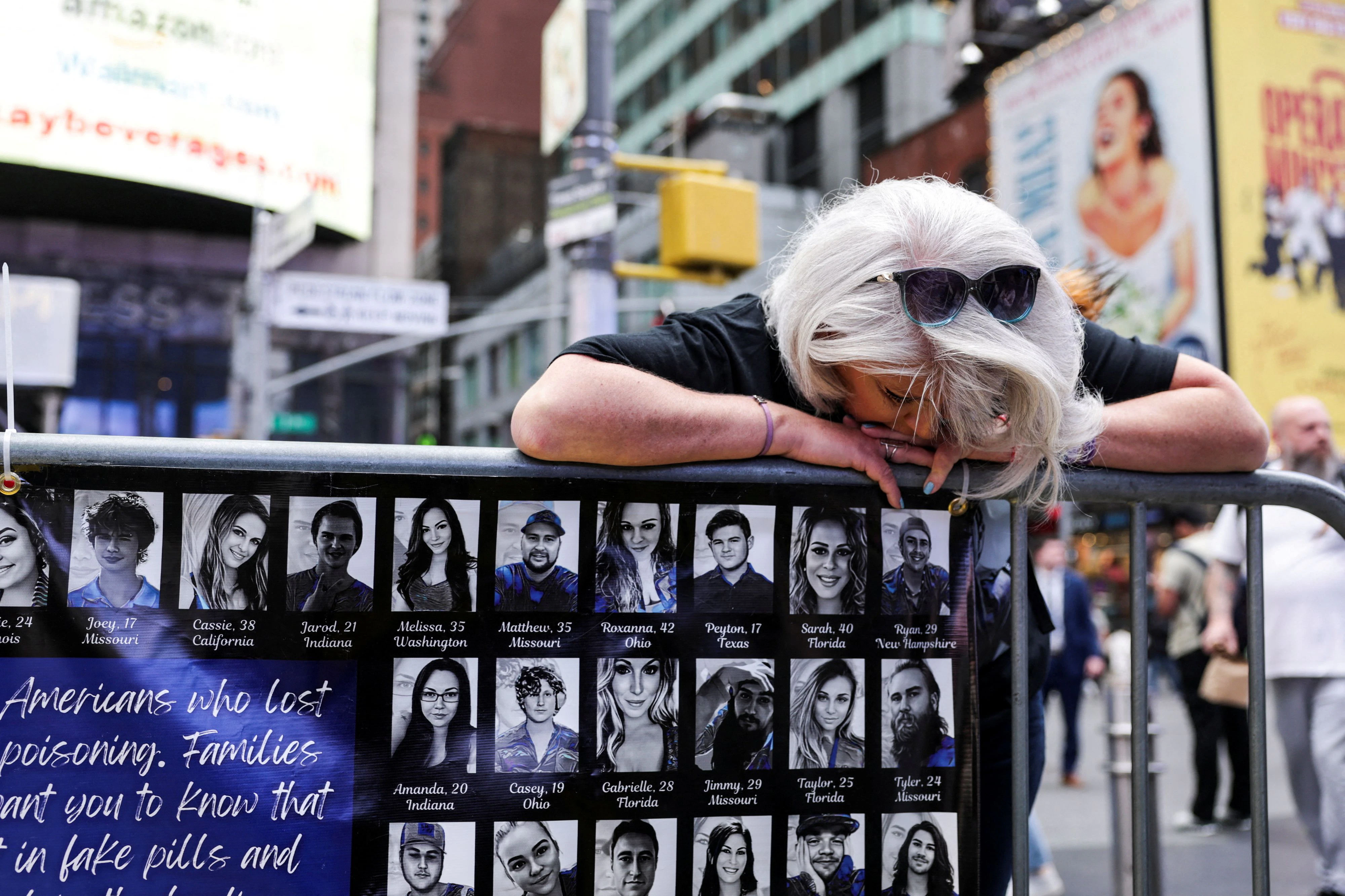 48.000 Todesfälle alleine in den USA: Die Aktivistin Tricia Theriault erinnert am National Fentanyl Prevention and Awareness Day 2025 an die Opfer der Droge