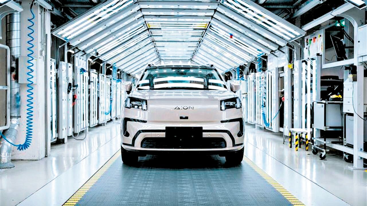 Ein chinesisches E-Auto steht im Fokus.