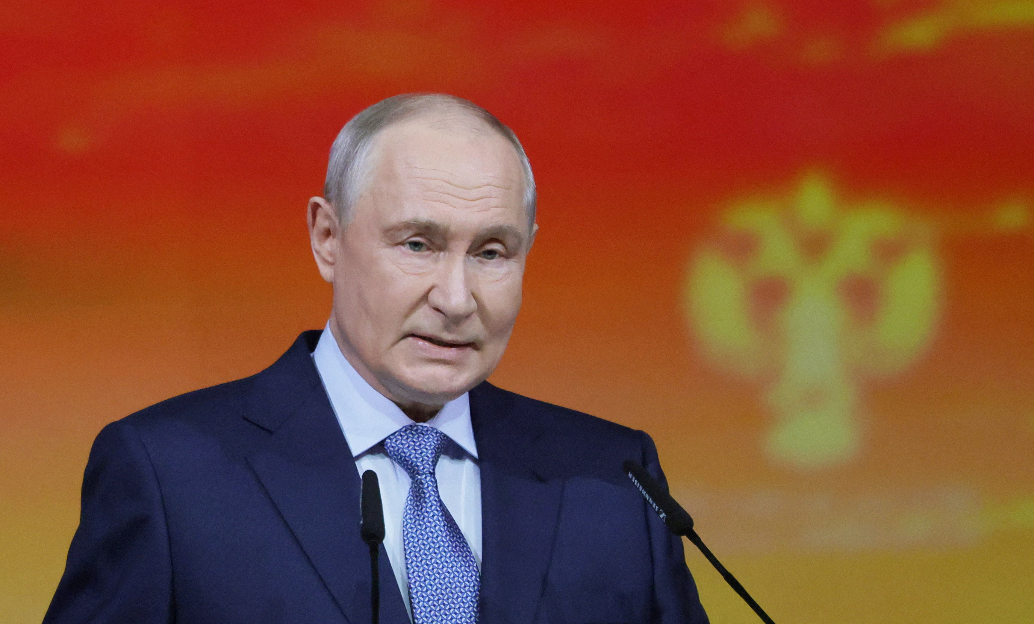 Der russische Präsident Wladimir Putin spricht auf dem 12. Internationalen Forum 