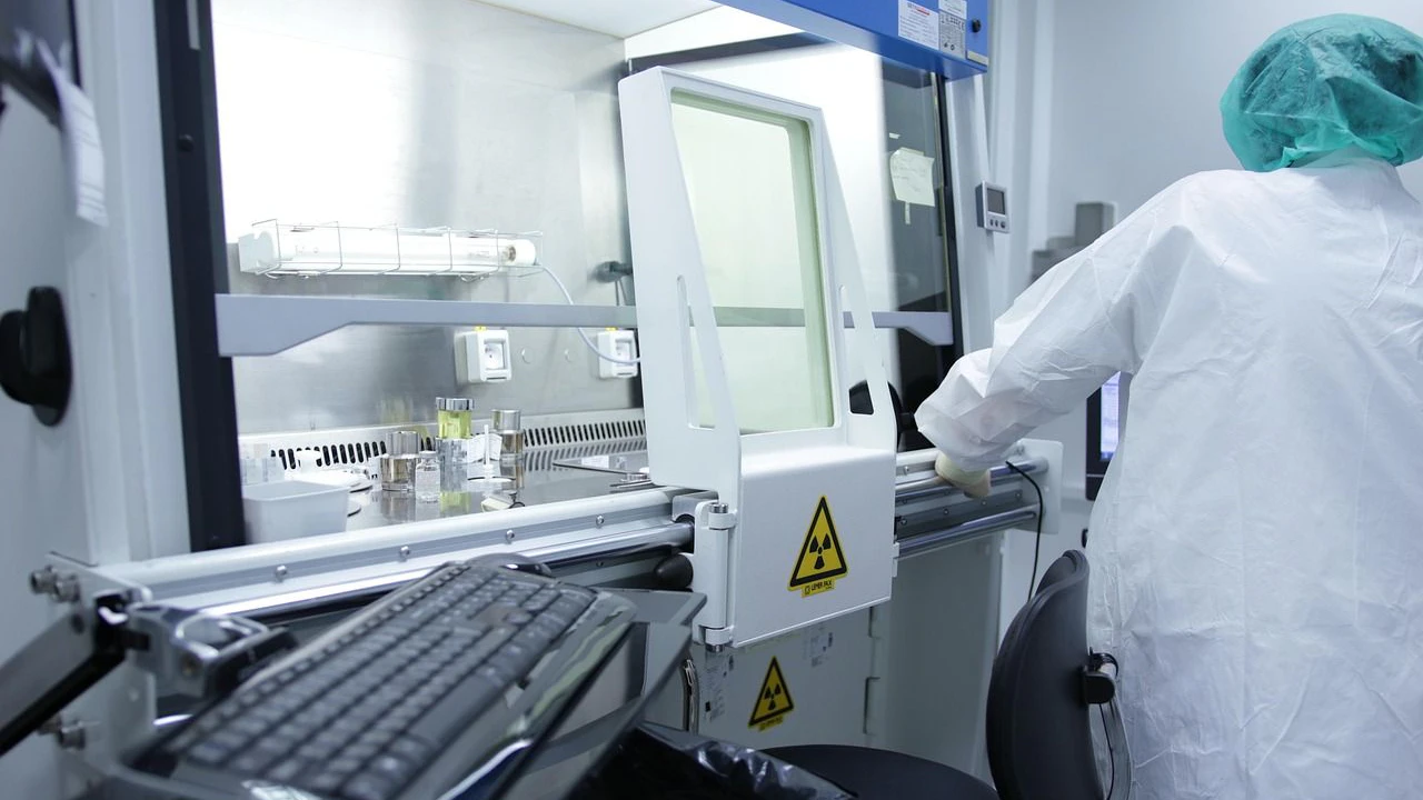 Heute.at - Atomuhr weicht erst nach 55 Milliarden Jahren ab