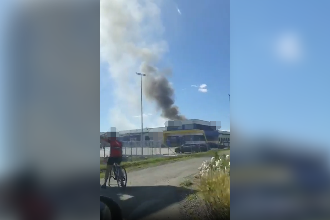 Am Freitag sorgte ein Dachbrand für einen Einsatz in Kalsdorf bei Graz.