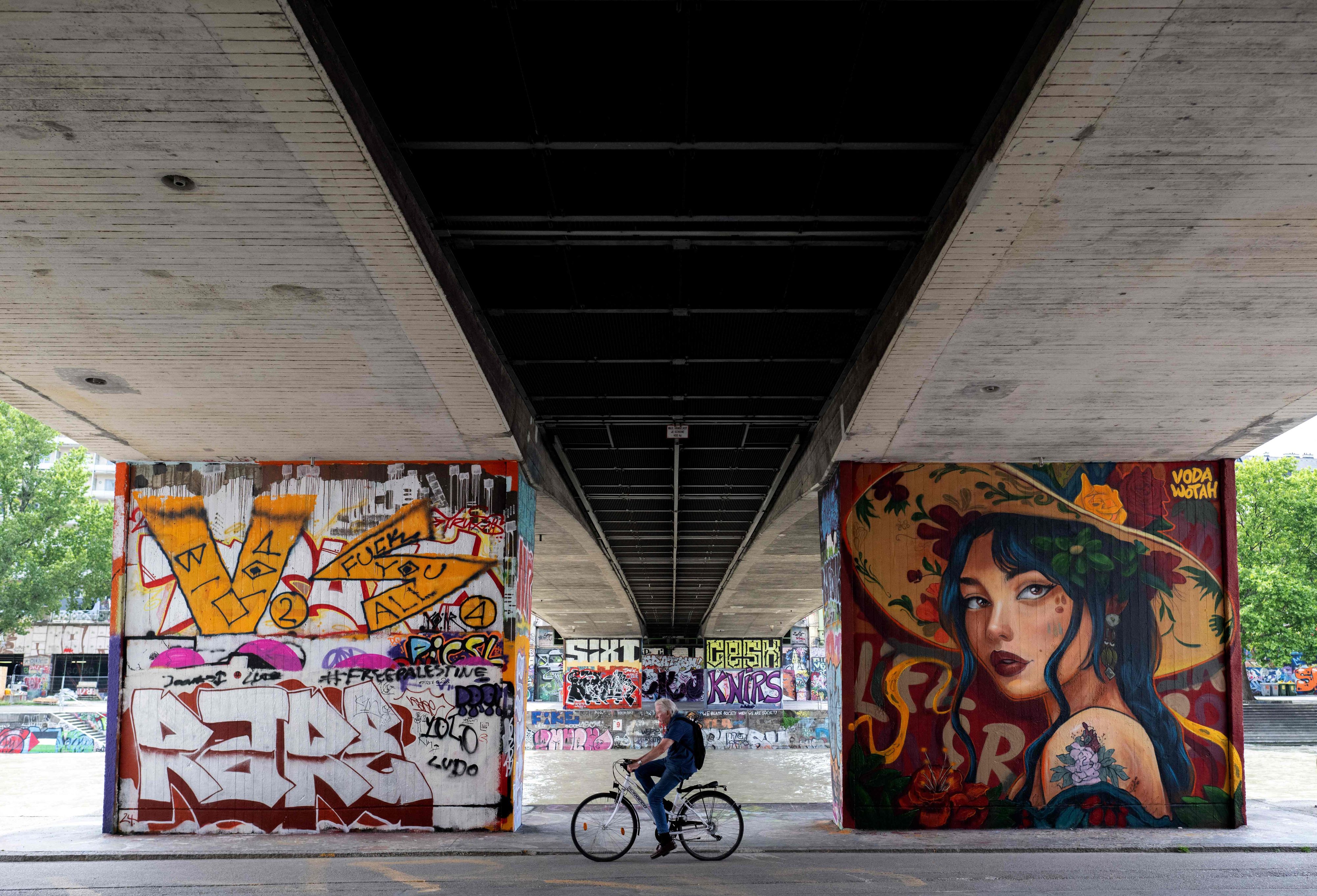 Entlang des Donaukanals gibt es einige Möglichkeiten für legale Graffiti-Kunst.