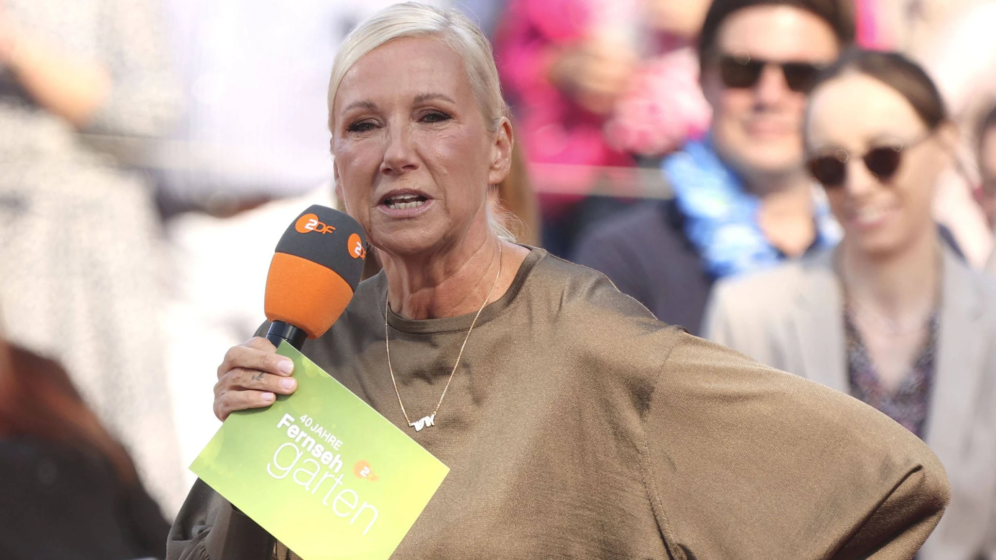 Andrea Kiewel in der letzten "Fernsehgarten"-Folge der Jubiläumsstaffel.