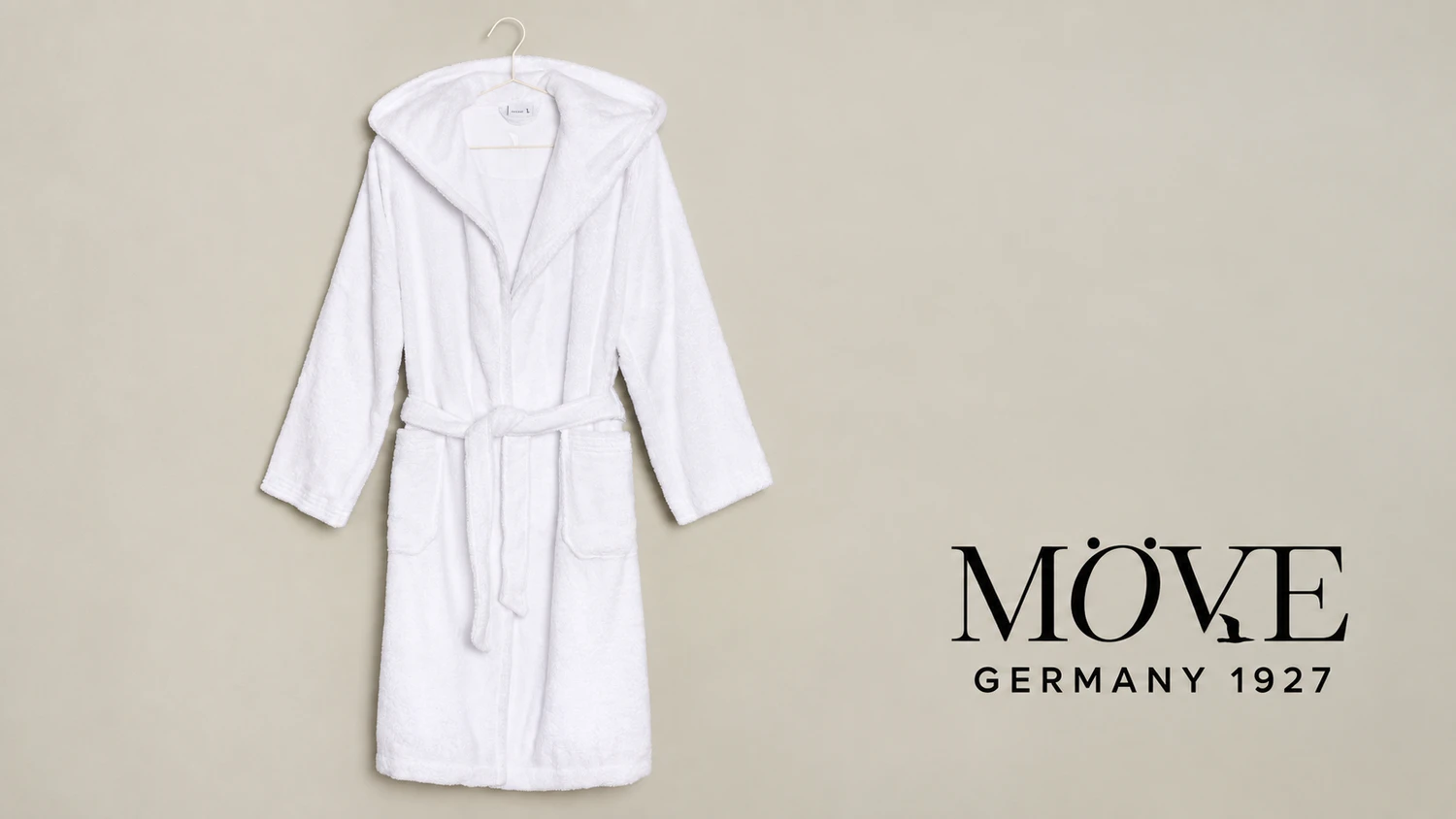 Mit diesem kuscheligen Superwuschel-Bademantel von Möve wird das Spa-Feeling perfekt.