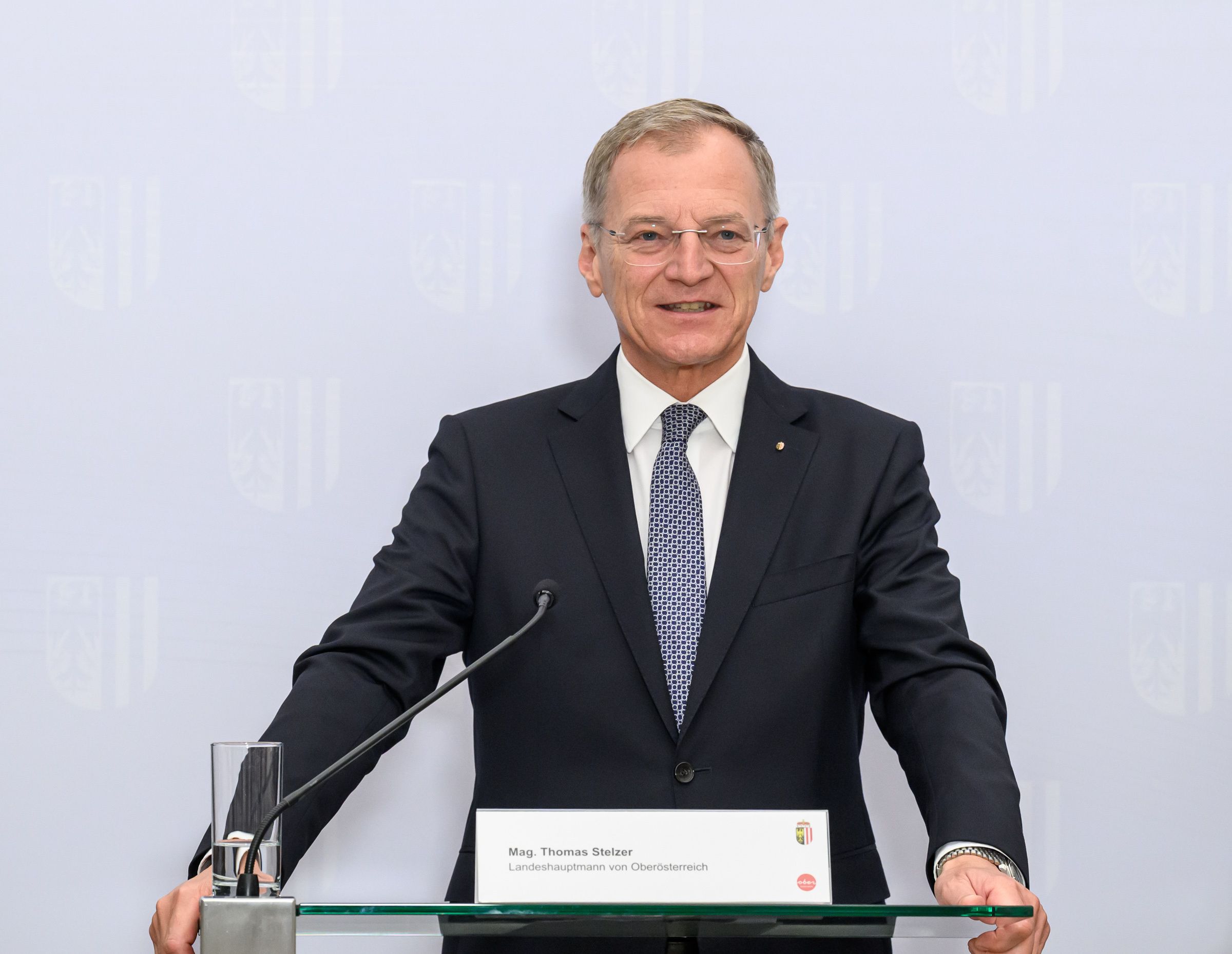 Oberösterreich fordert strengere Regeln bei der neuen Sozialhilfe. Das OÖ-Modell soll dabei als Vorbild dienen.