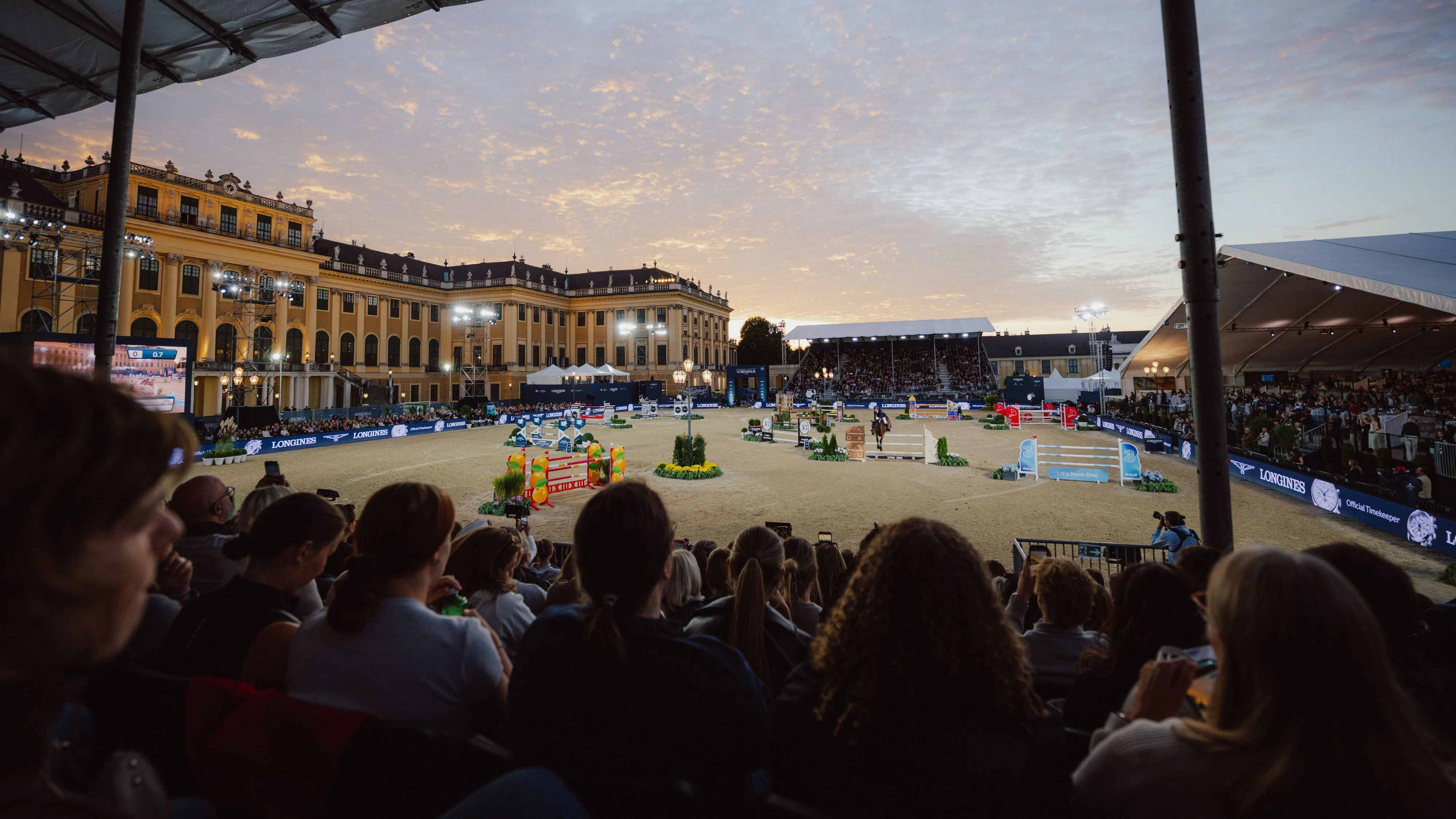 Die Reit-Arena vor dem Schloss Schönbrunn