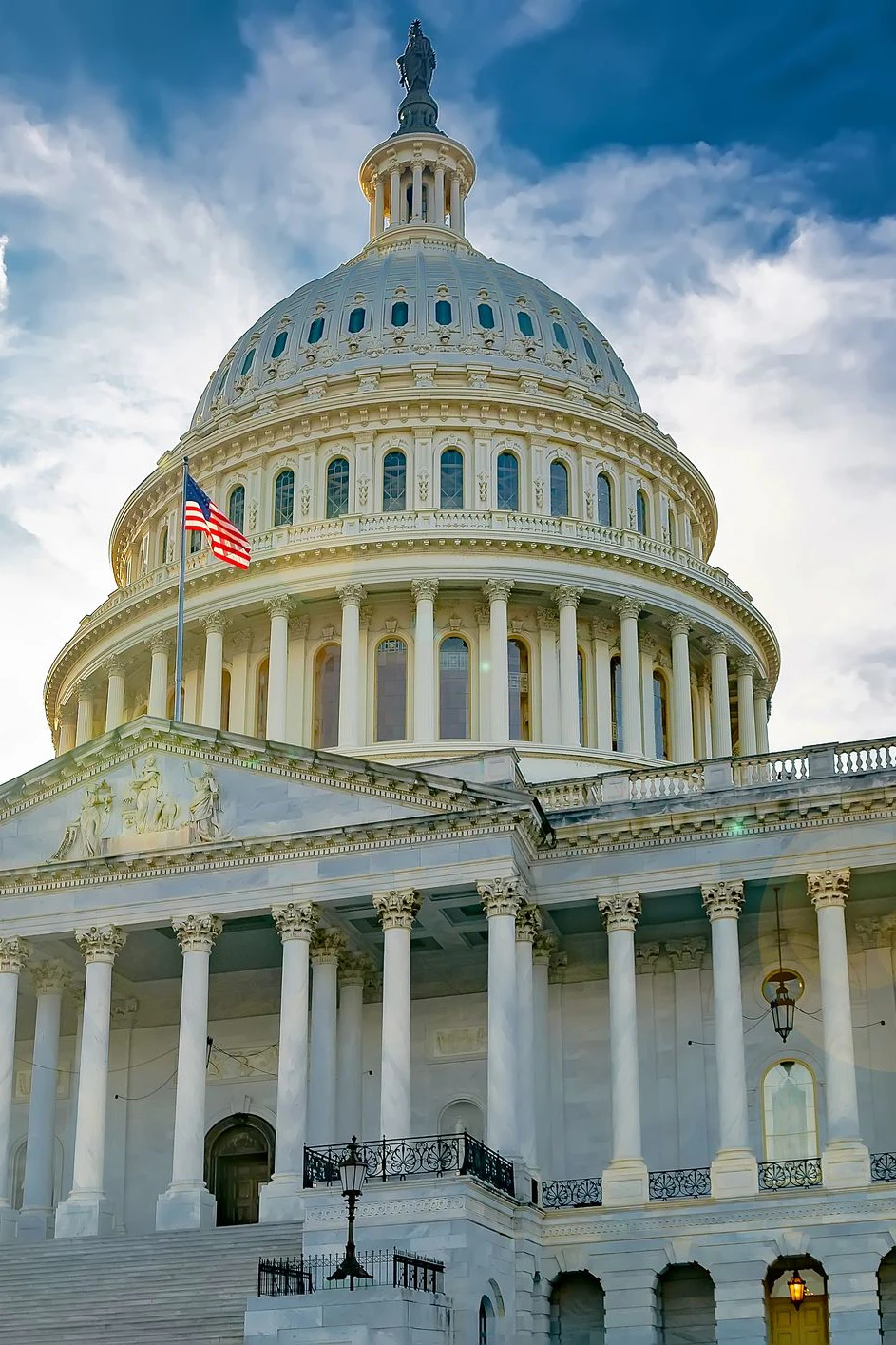 Das Kapitol in Washington D.C.: Hier tagt der Kongress, das amerikanische Parlament. Und hier sollten auch die Regeln für die Zukunft der KI festgelegt werden