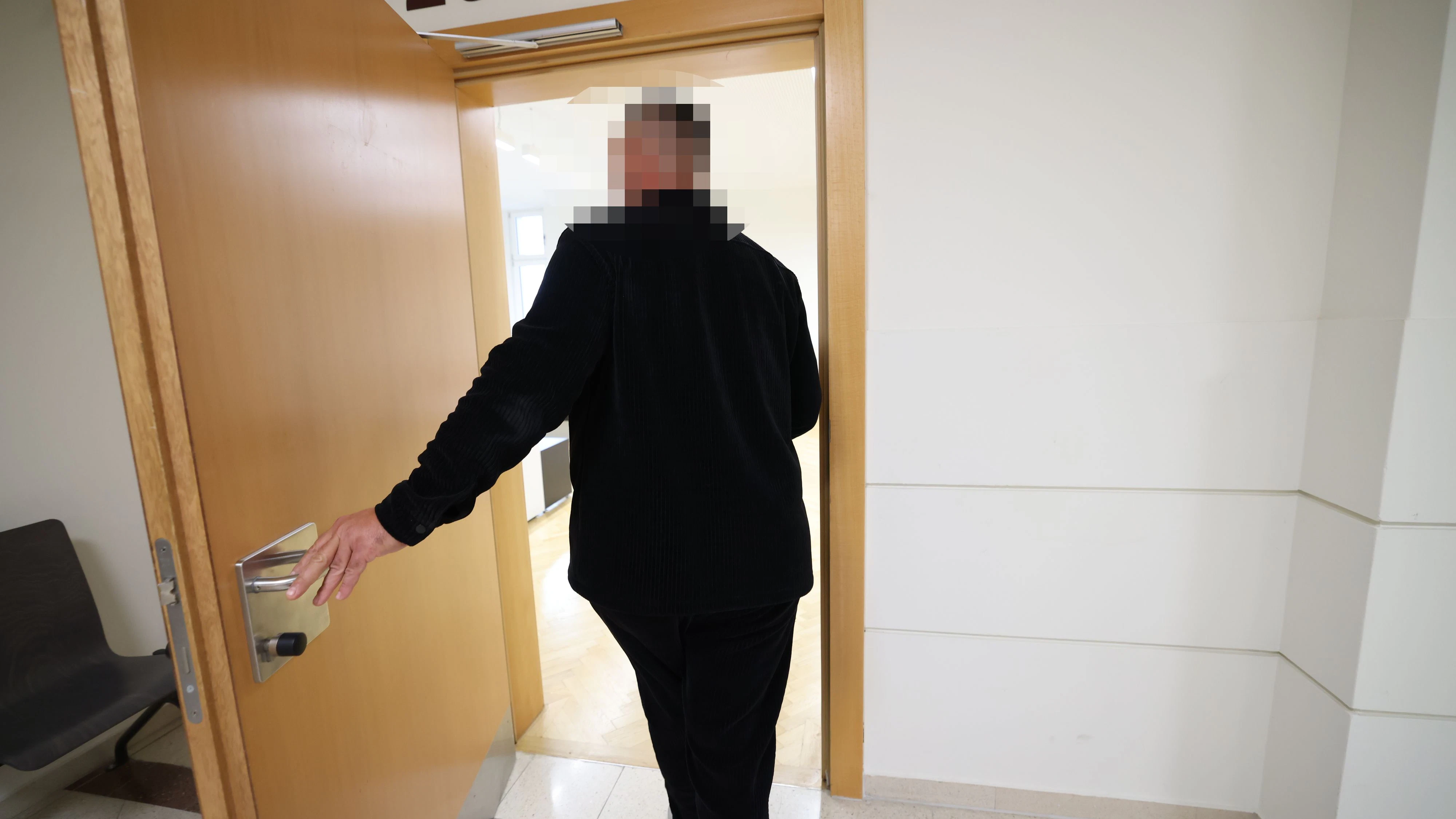 Der Stalker kam alleine zu seiner Gerichtsverhandlung