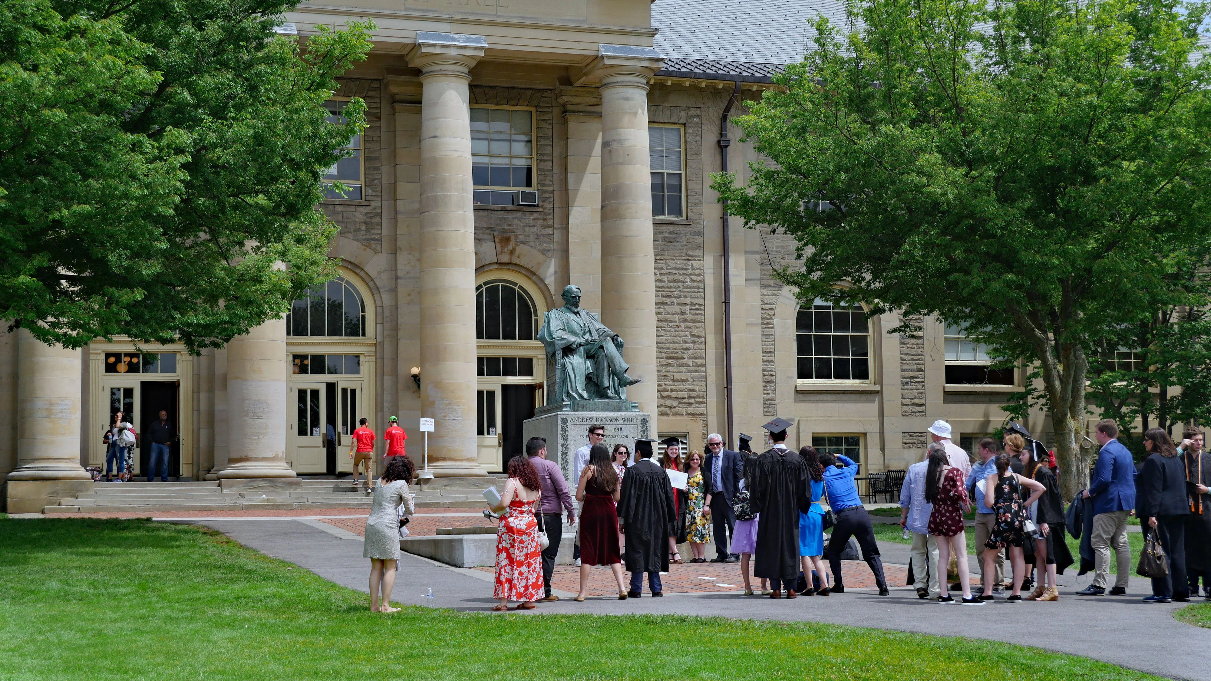 Blick auf den Campus der Cornell University am Tag der Jahresabschlussfeier. Archivbild