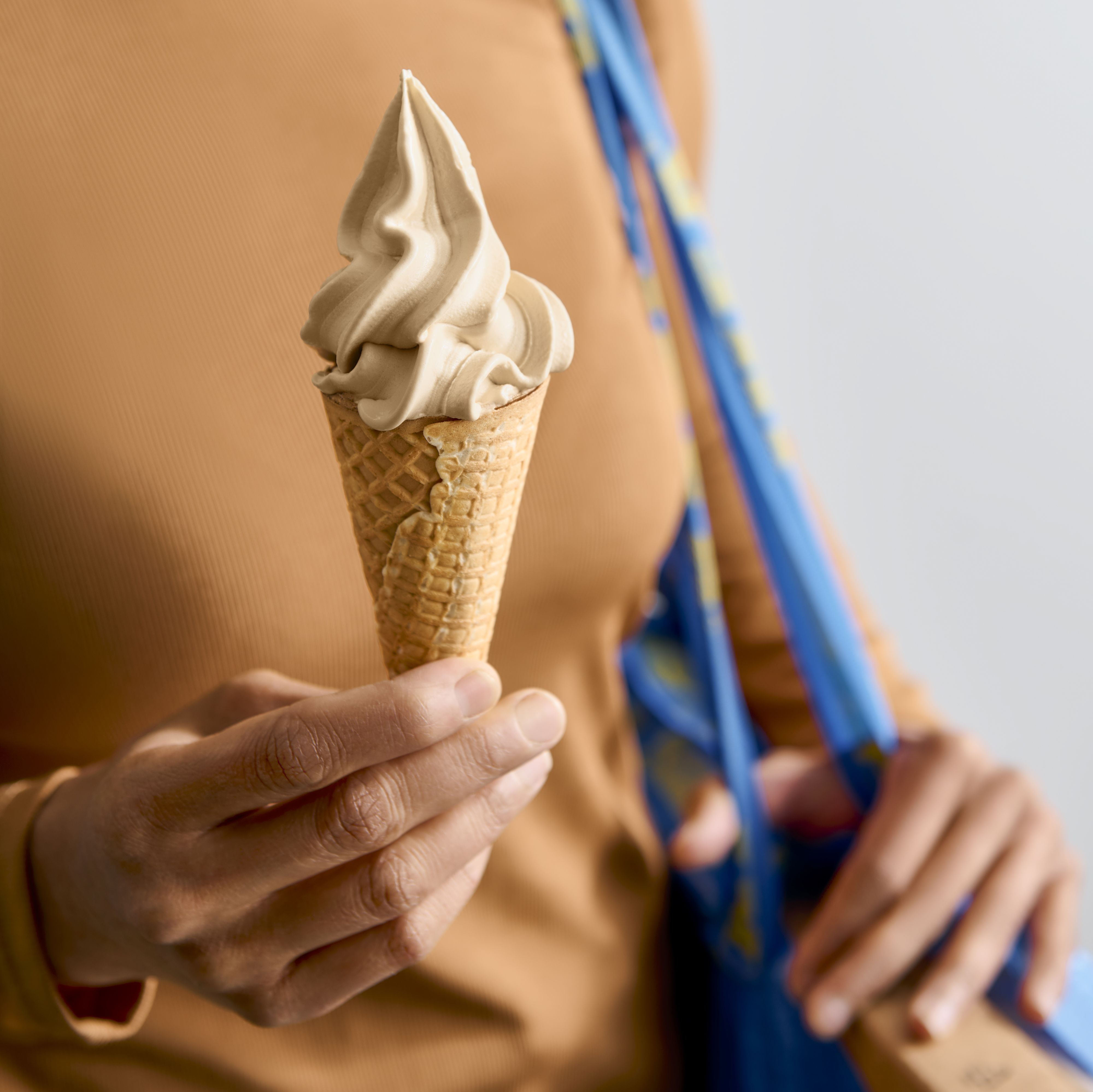 Ab sofort gibt es bei Ikea auch Zimtschnecken als Eis zum Schlecken.