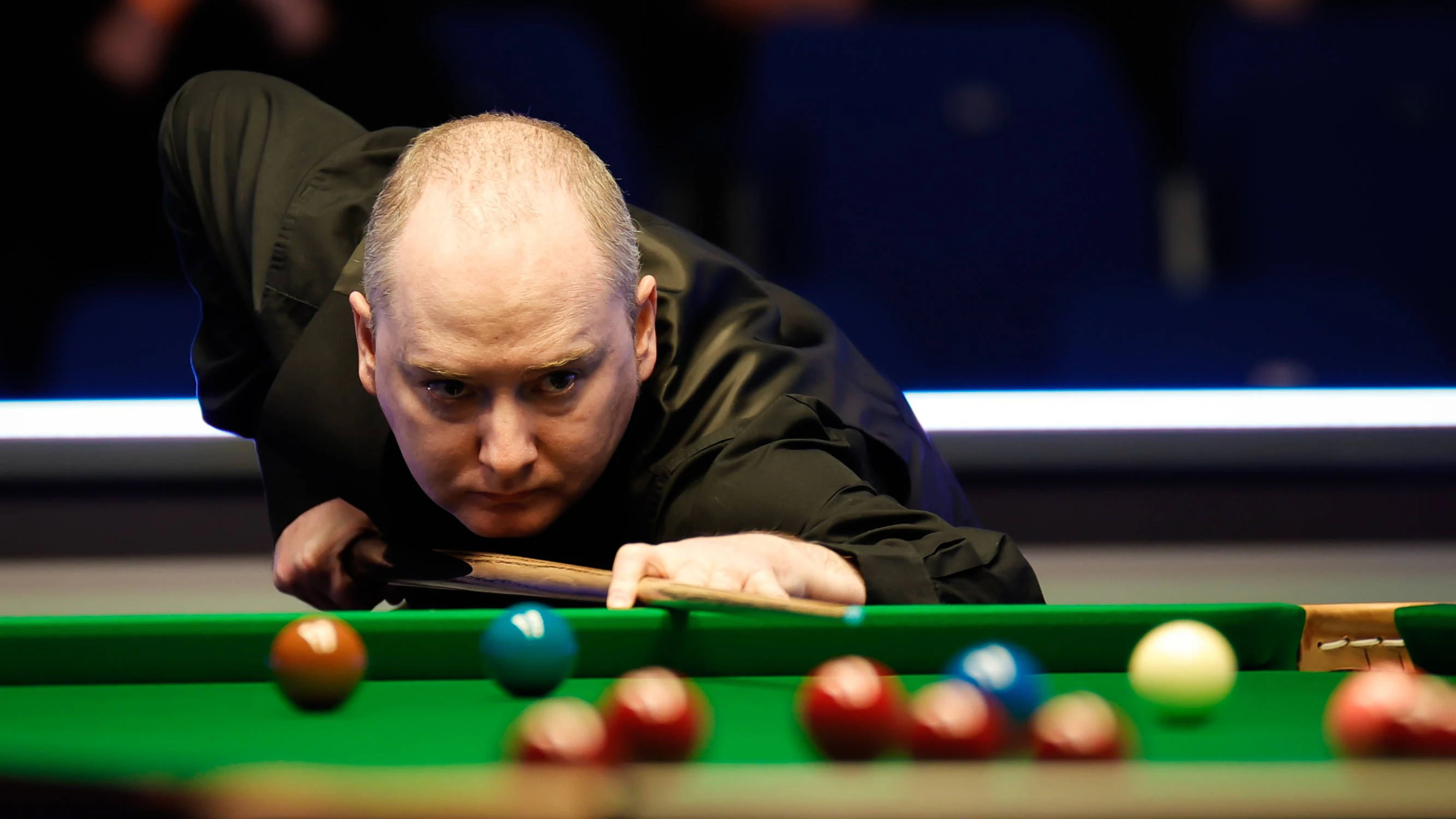SHEFFIELD, ENGLAND - APRIL 08: Graeme Dott of Scotland plays a shot in the third round match against Andy Hicks of England on day 6 of the Cazoo World Championship, WM, Weltmeisterschaft 2023 Qualifiers at English Institute of on April 8, 2023 in Sheffield, England. PUBLICATIONxINxGERxSUIxAUTxHUNxONLY Copyright: xVCGx 111431085683