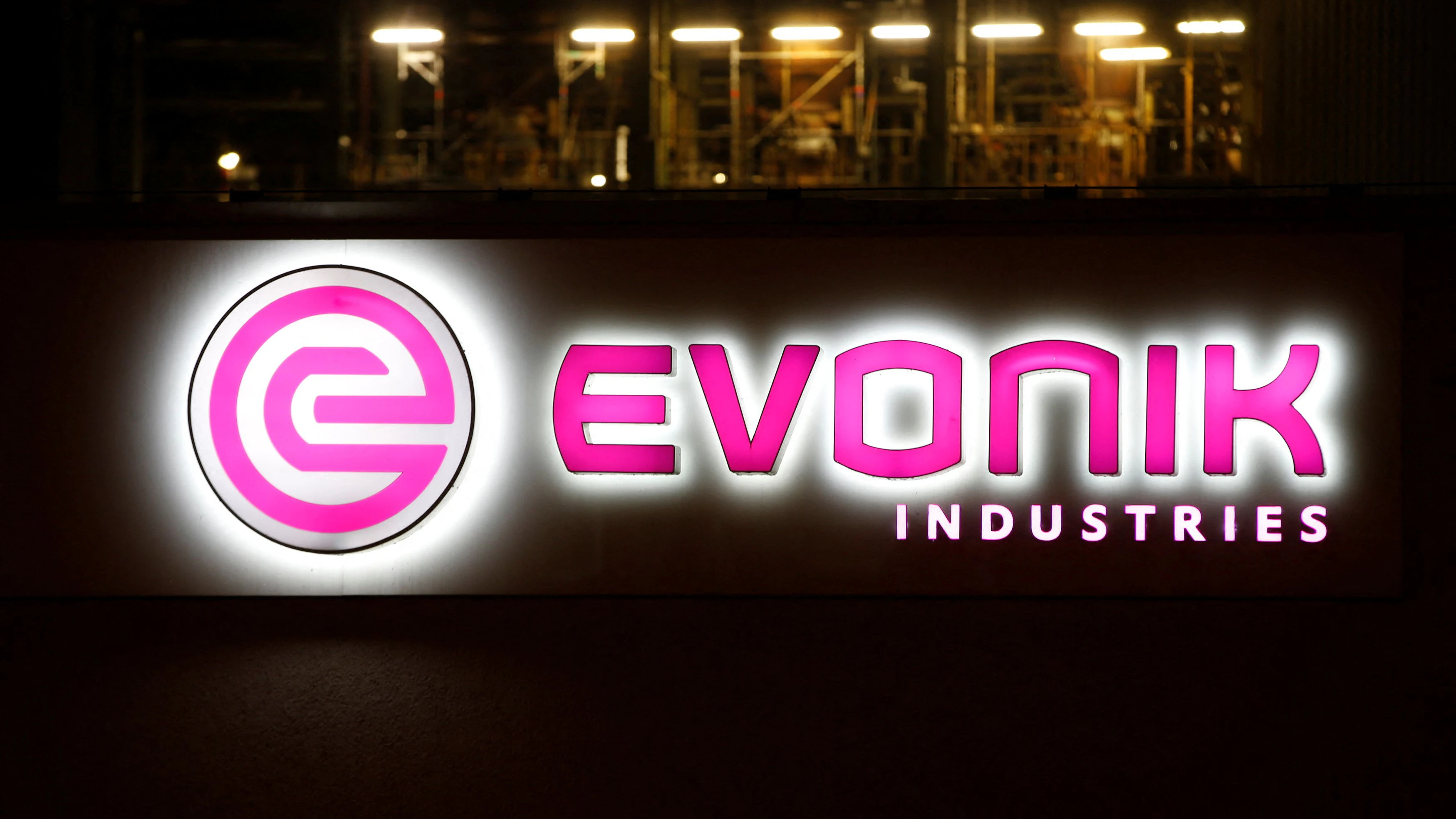 The logo of German specialty chemical company Evonik Industries AG is pictured at their plant in Bitterfeld, Germany, February 29, 2016. REUTERS/Fabrizio Bensch