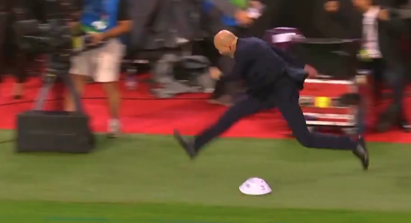 Zinedine Zidane flippte komplett aus.