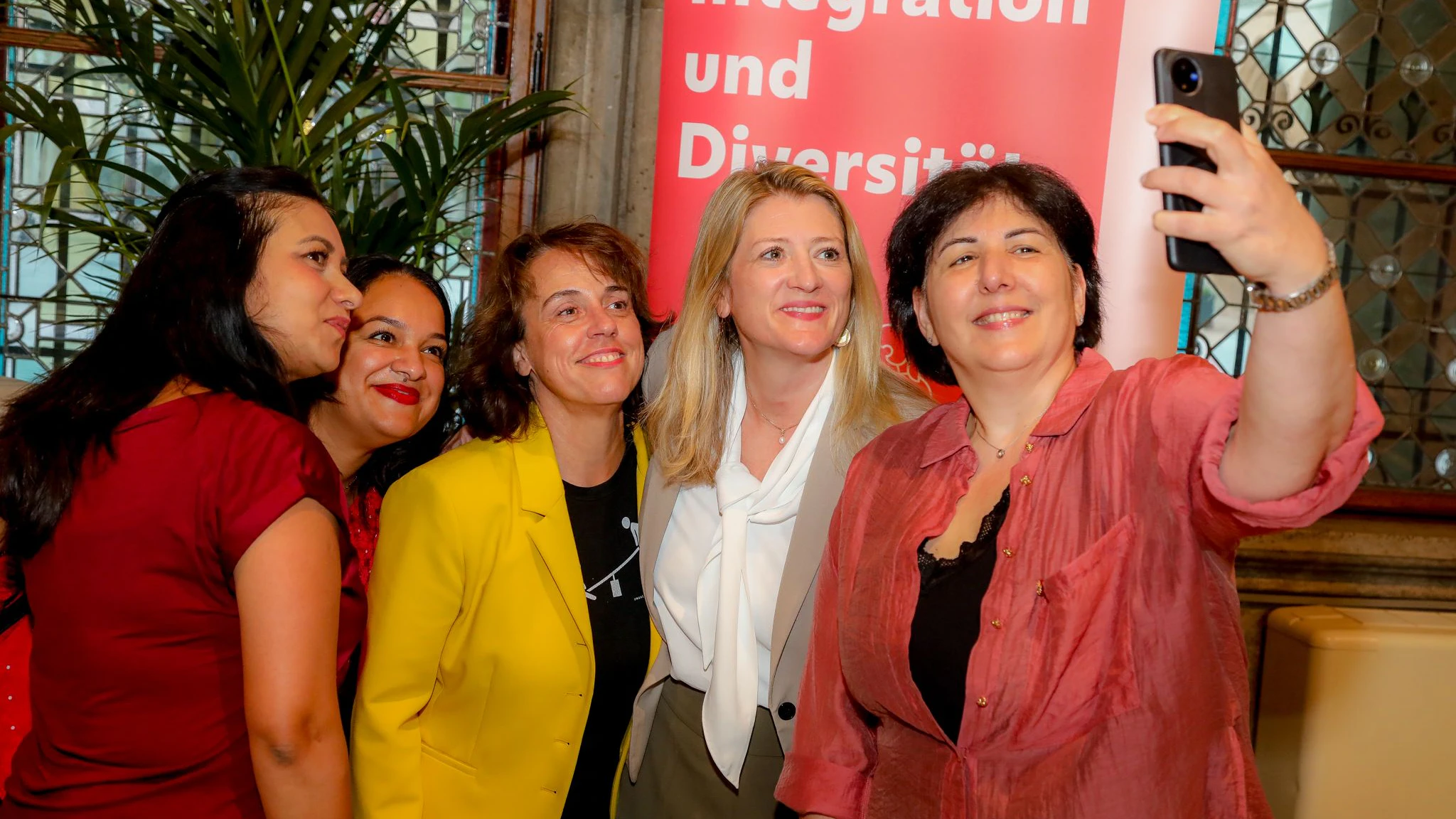 Vizebürgermeisterin Bettina Emmerling (2.v.r.) war ebenfalls dabei.