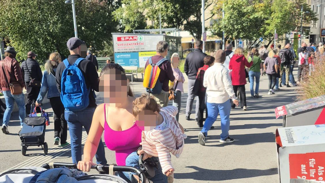 Heute.at - Mega-Run auf Tichy-Eis – Wiener hamstern für den Winter