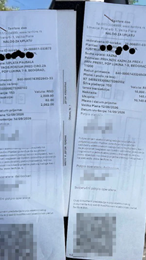 Ein Österreicher berichtet von einer Polizeikontrolle in Serbien, die völlig ausartete. Wegen der fehlenden Grünen Karte wurde er festgehalten.