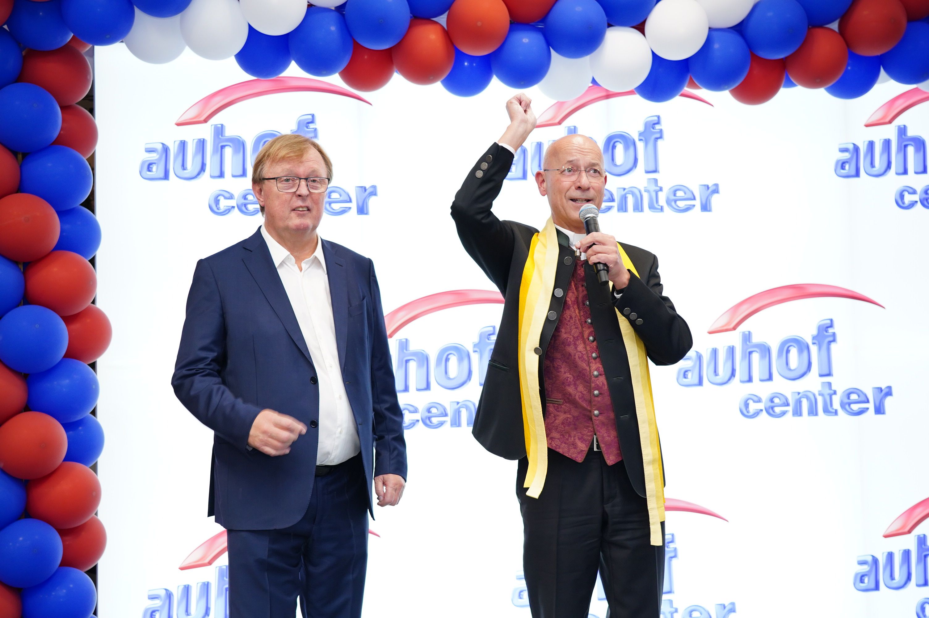 Heute.at - Toni Faber segnete, Sigi Fink überzeugte am Laufsteg