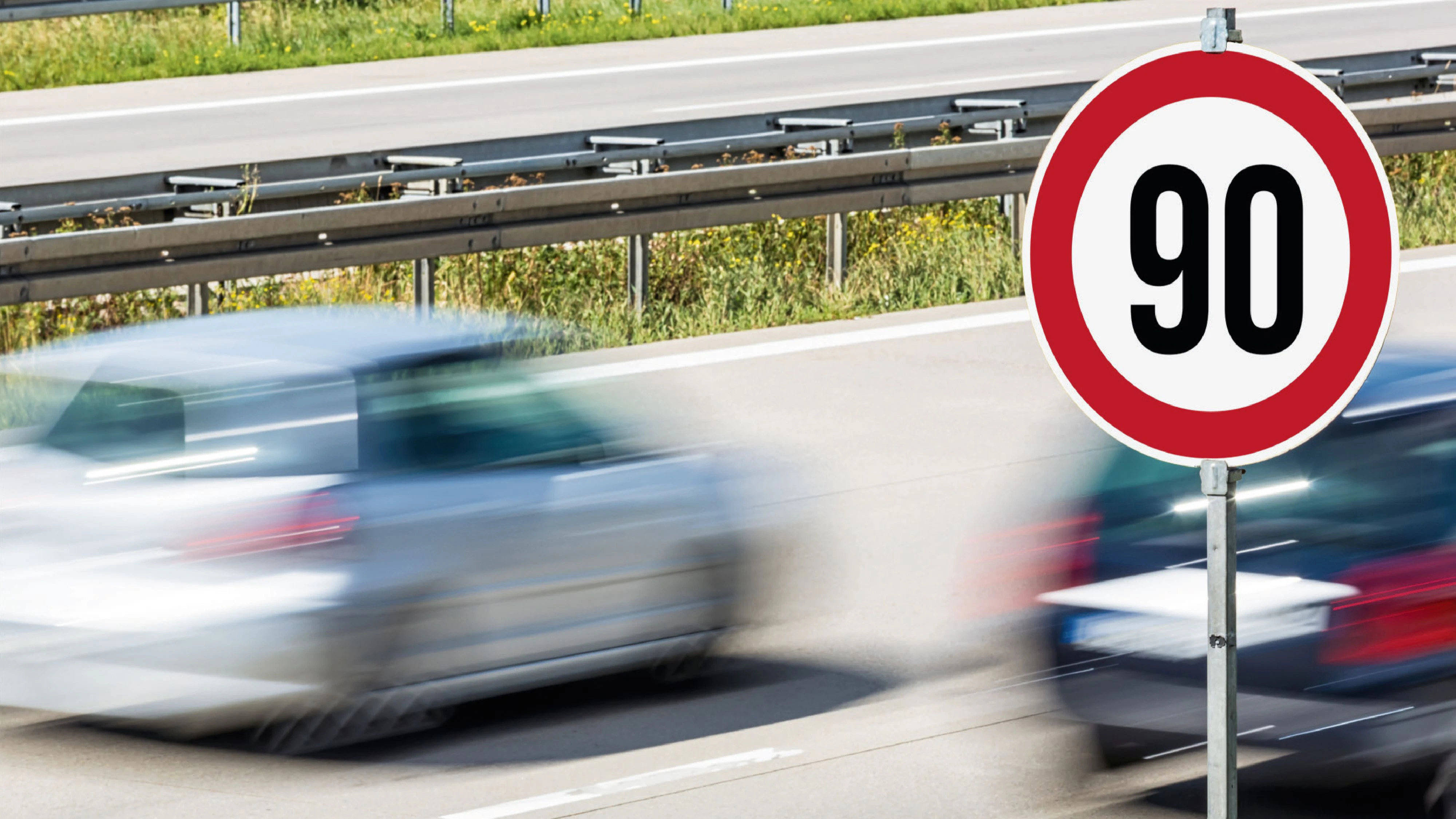 Heute.at - Spritpreis-Rekord: Experten fordern jetzt Tempo 90