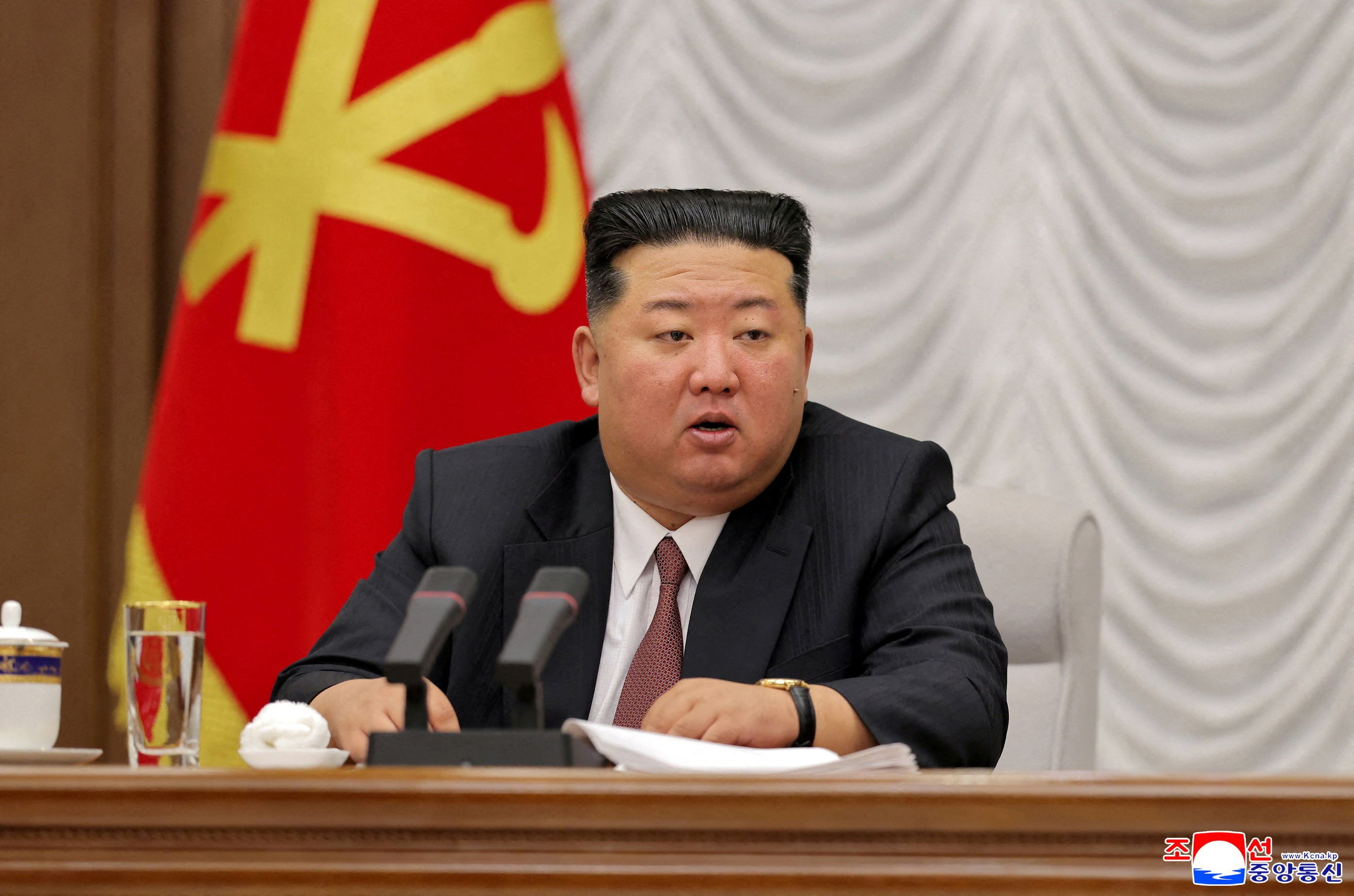 Der nordkoreanische Diktator Kim Jong-un wird vom südkoreanischen Geheimdienst genau beobachtet.
