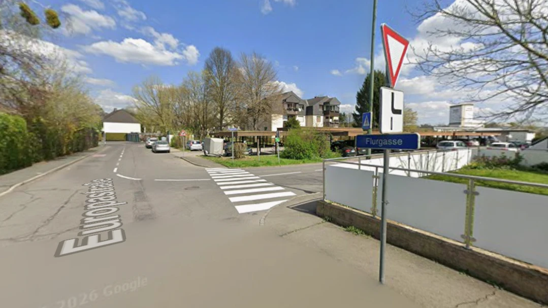 Heute.at - 13-Jährige stirbt vor Augen ihrer Schwester unter Lkw