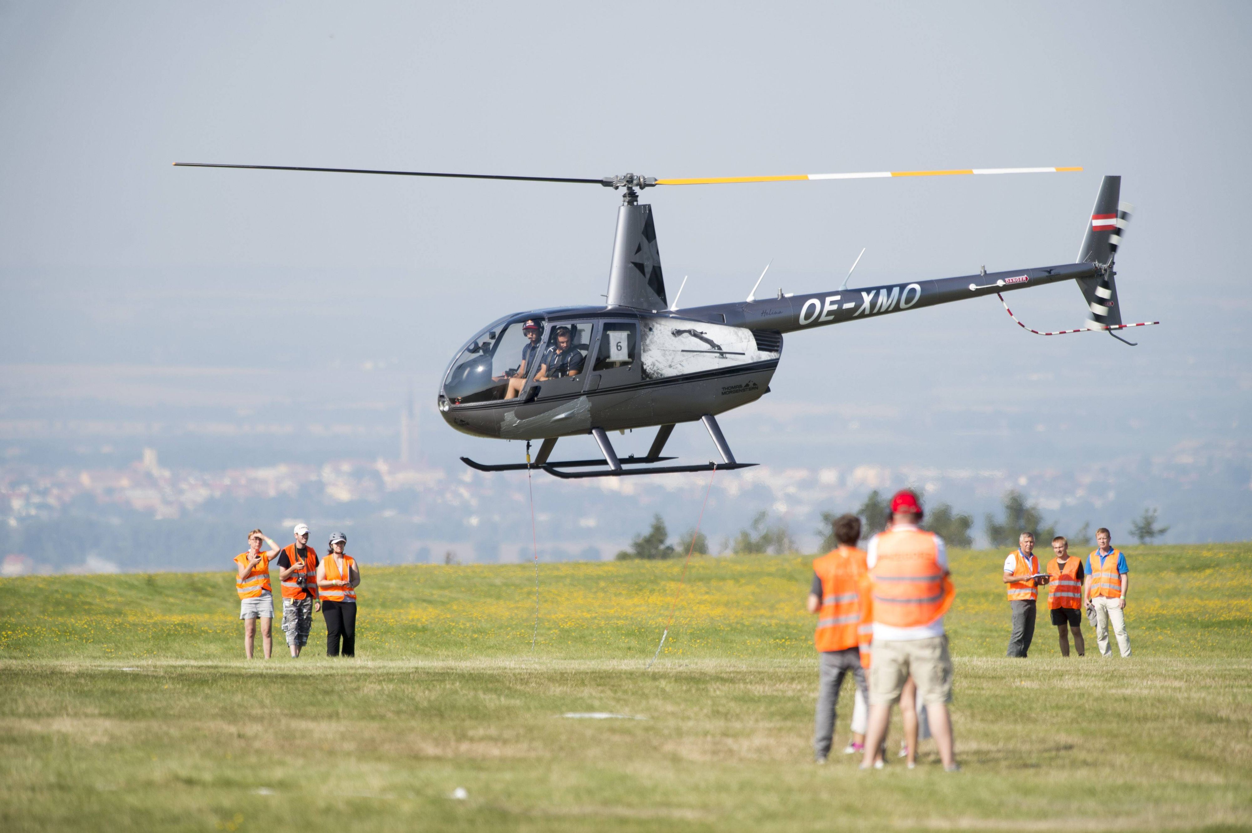 Thomas Morgenstern Helikopter wurde gestohlen. 