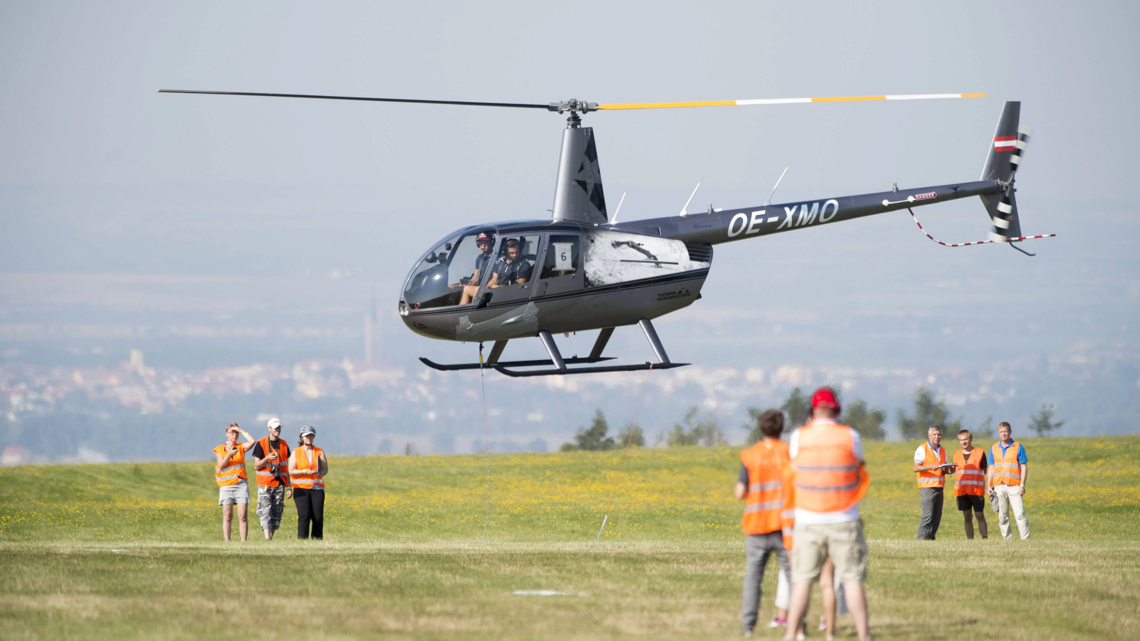 Thomas Morgenstern Helikopter wurde gestohlen. 