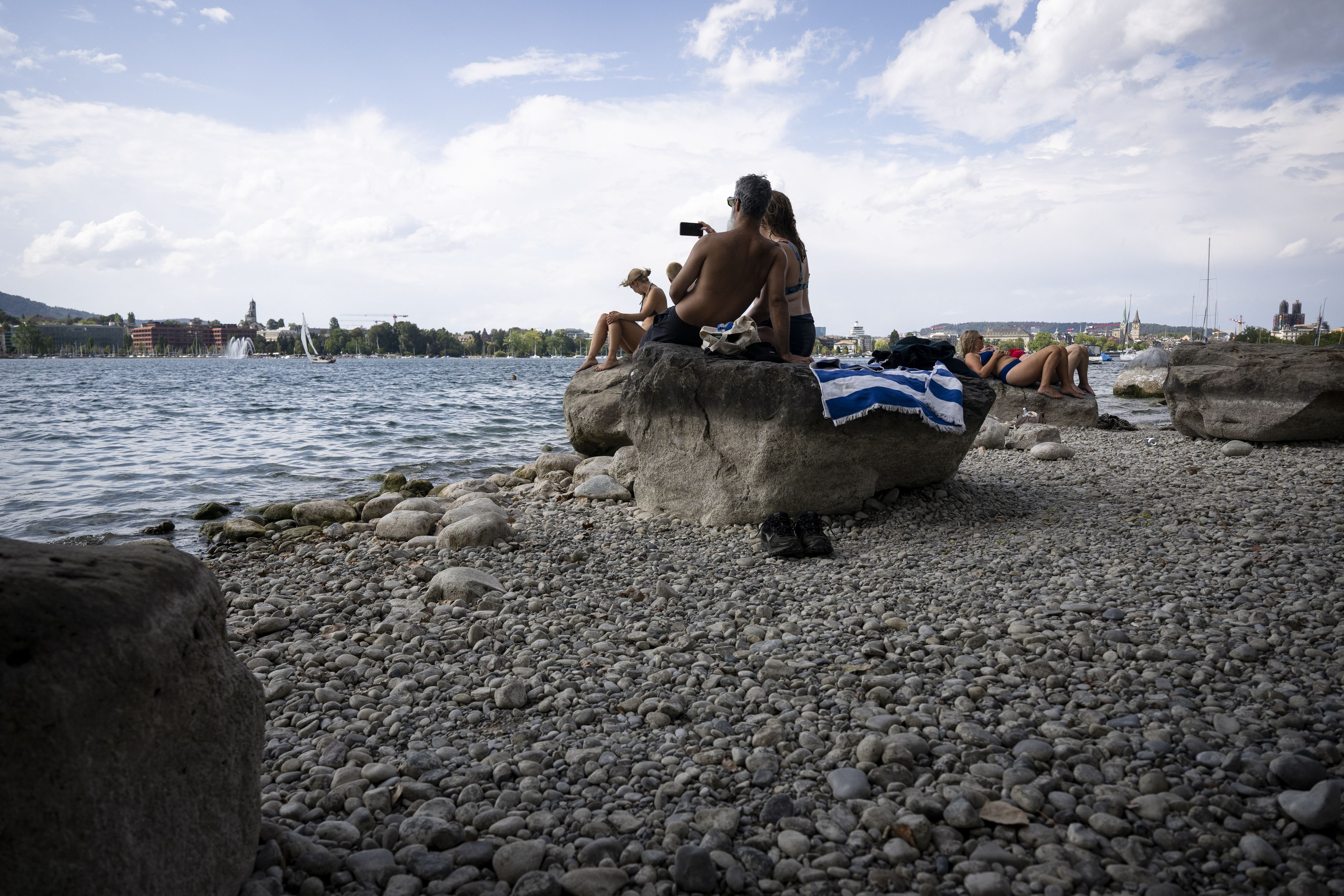 Heute.at - Verborgene Insel taucht nach 74 Jahren wieder auf